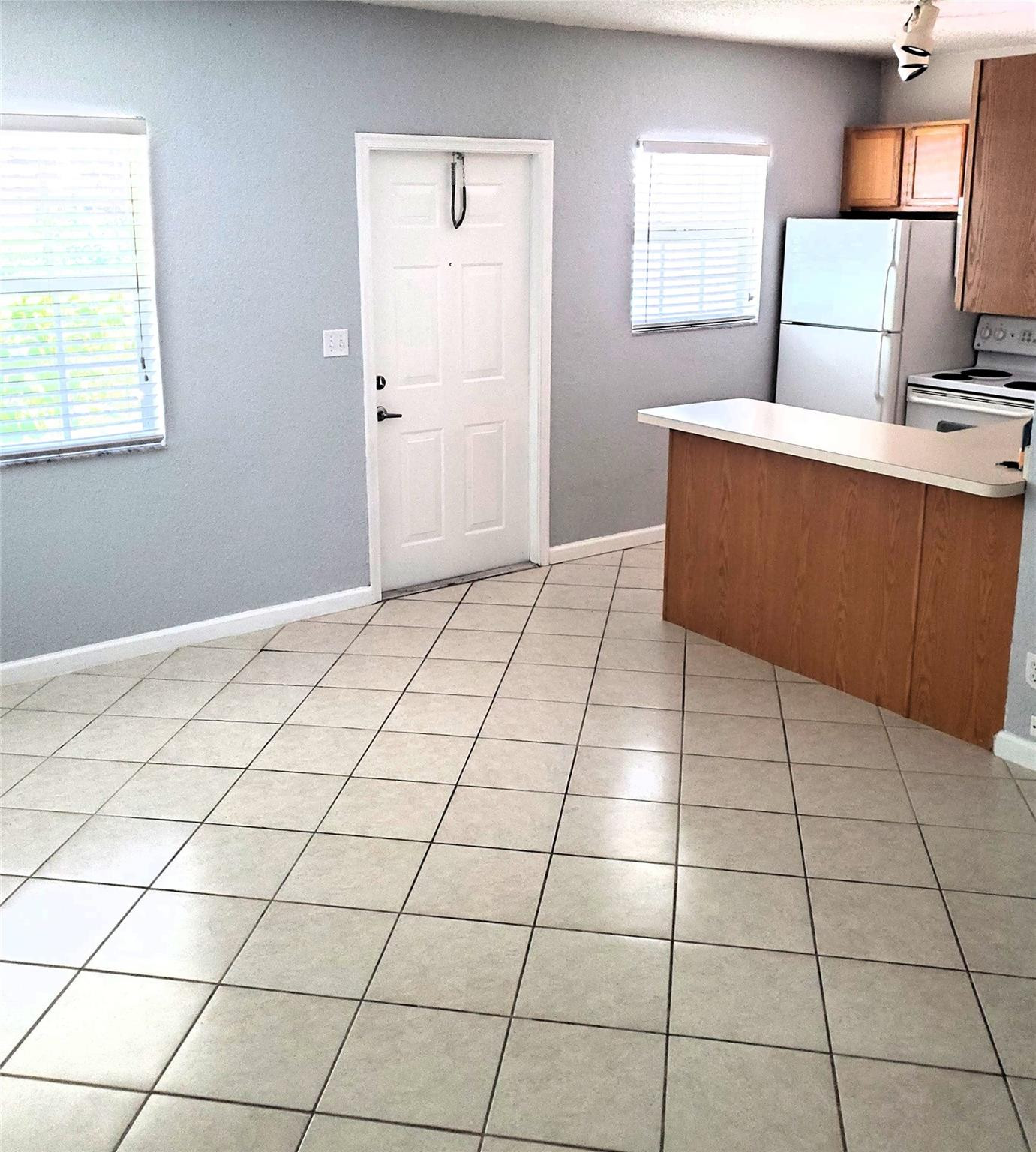 GROVE AT WILTON MANORS CONDO - Residential