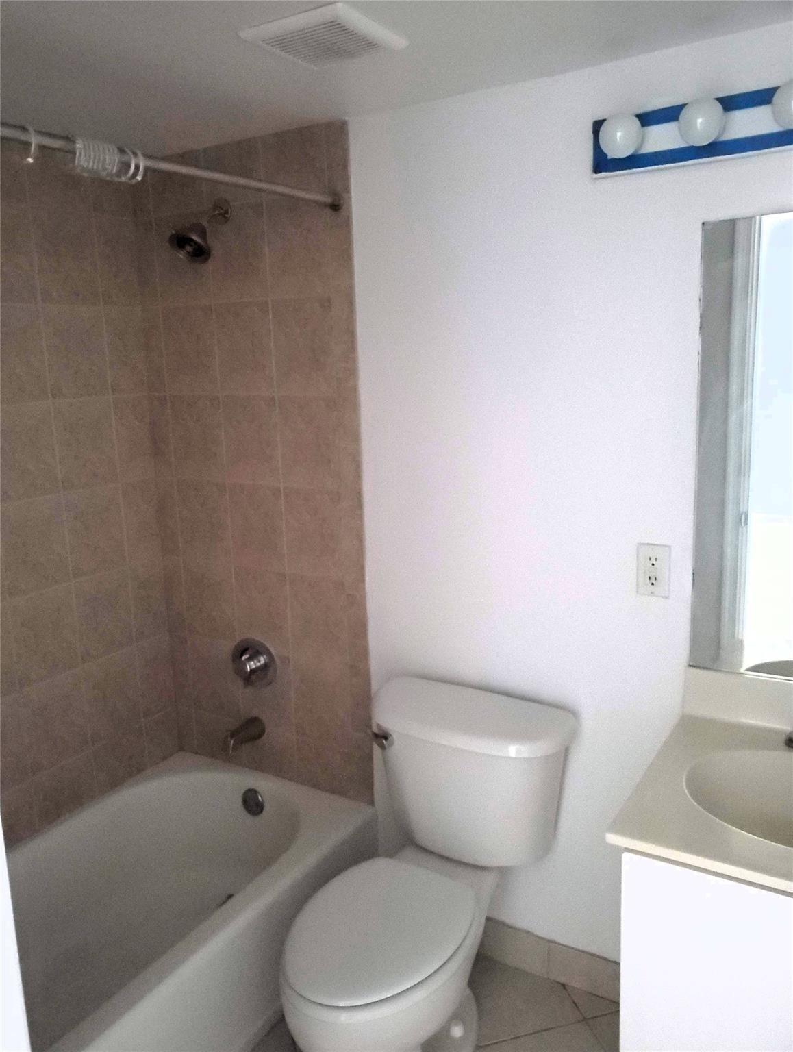 GROVE AT WILTON MANORS CONDO - Residential