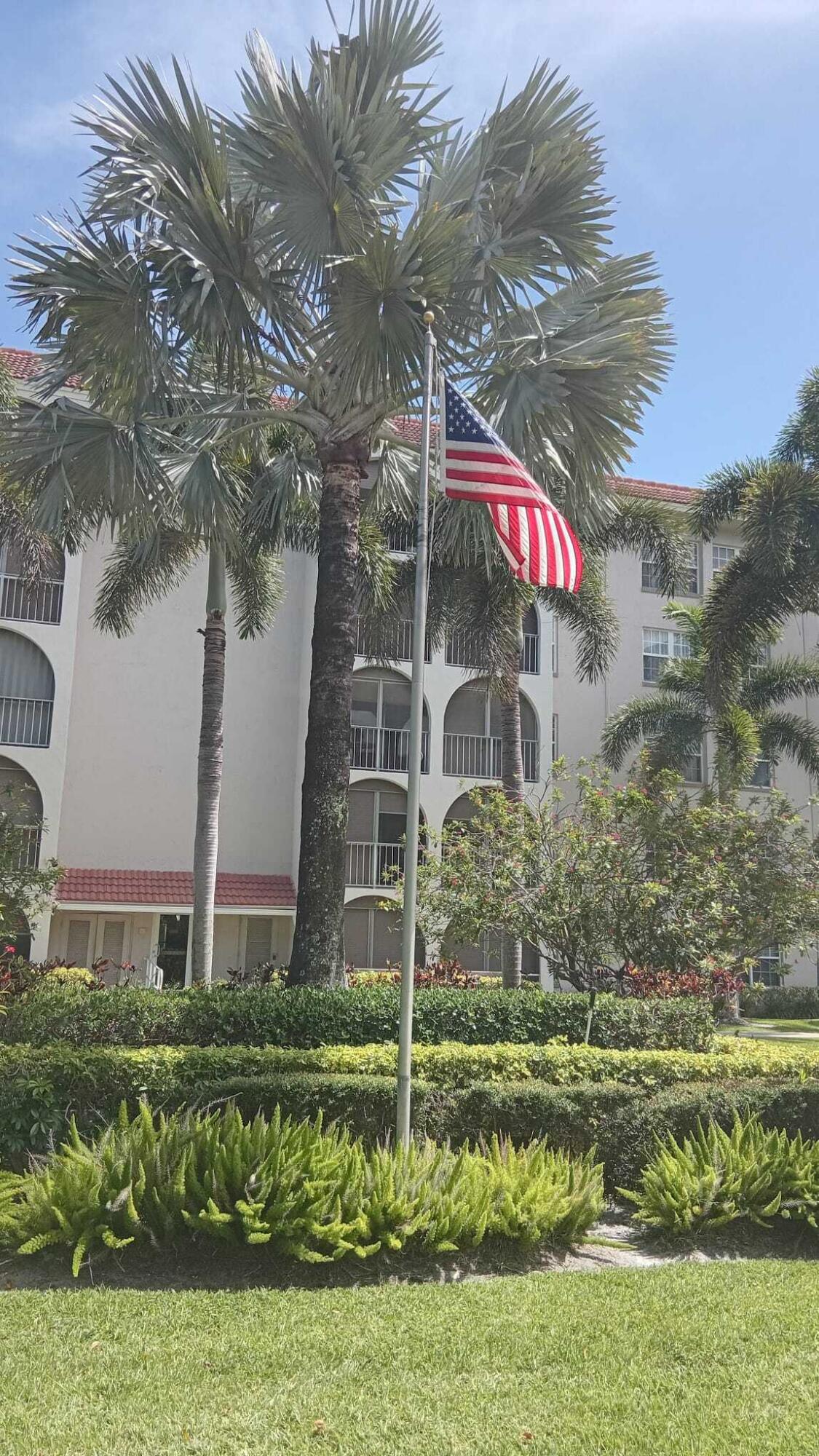 TIERRA DEL SOL CONDO - Residential