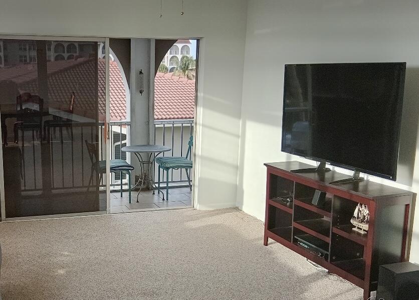 TIERRA DEL SOL CONDO - Residential