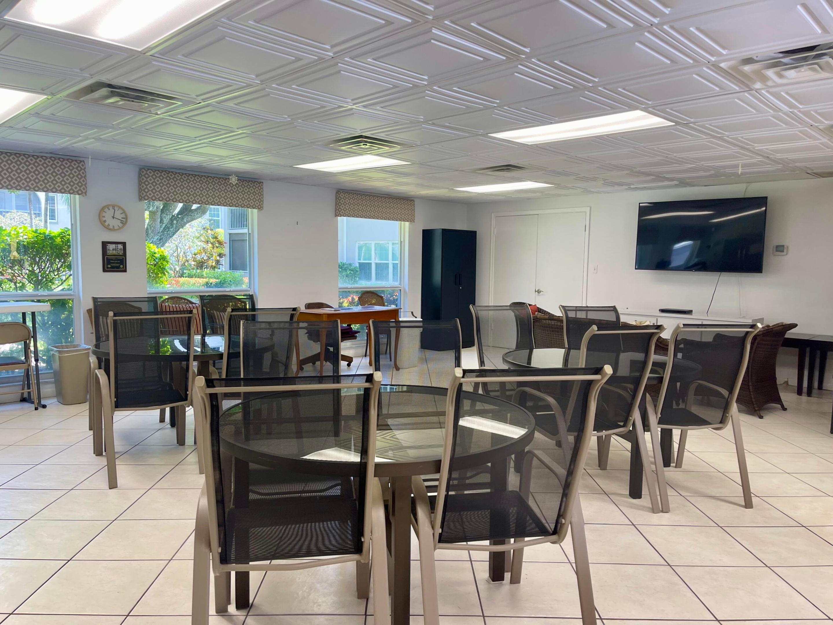TIERRA DEL SOL CONDO - Residential