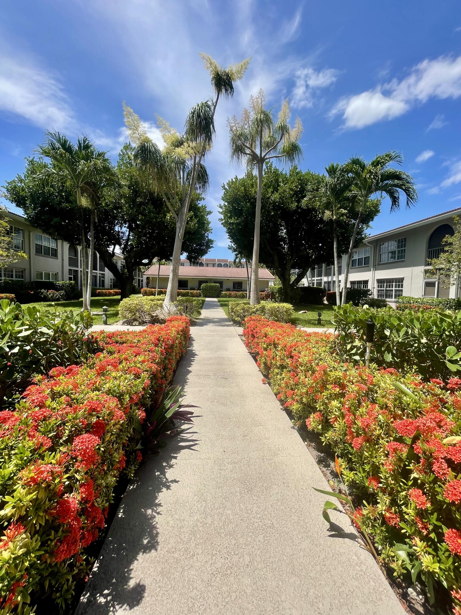 TIERRA DEL SOL CONDO - Residential