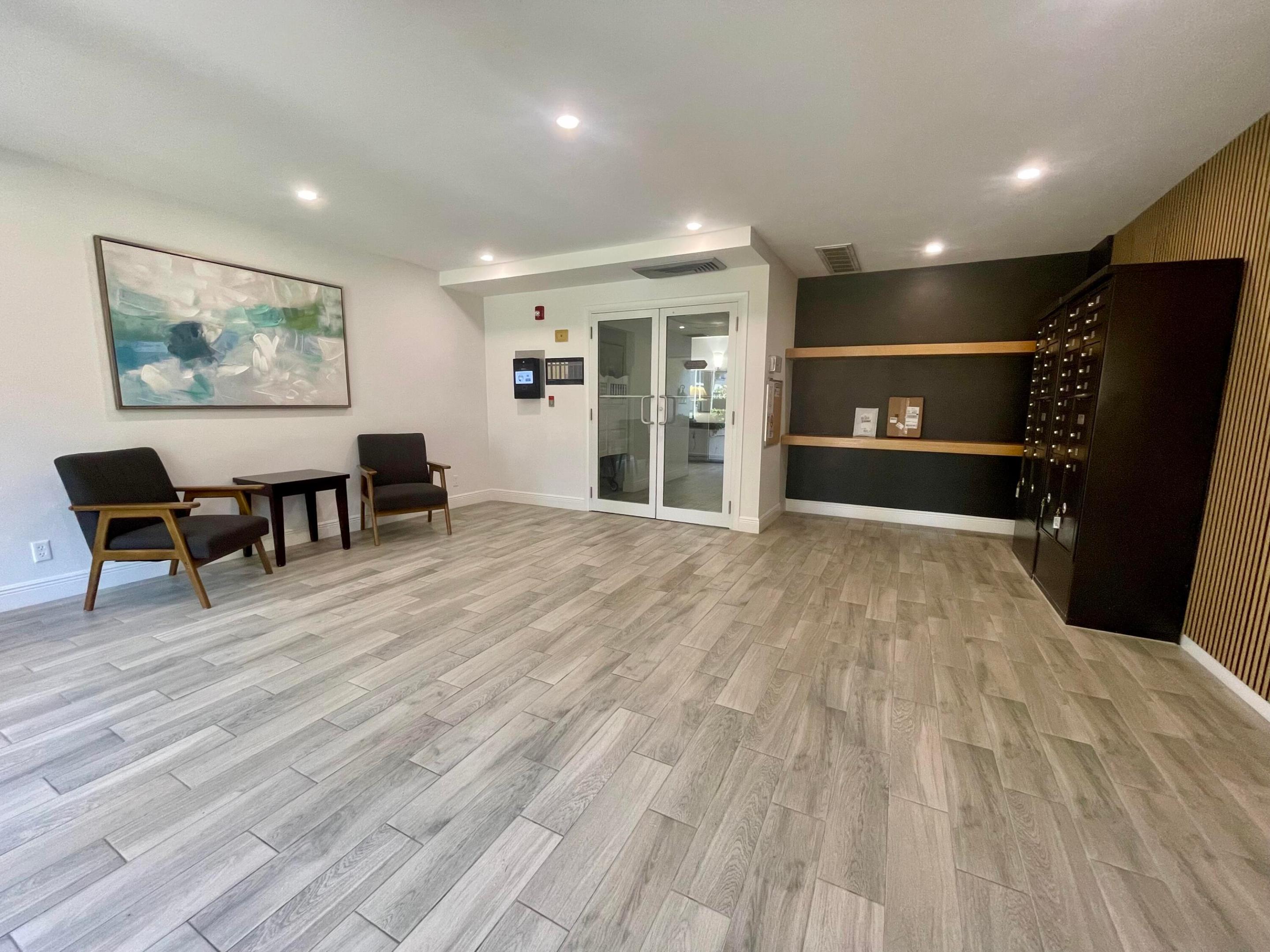 TIERRA DEL SOL CONDO - Residential