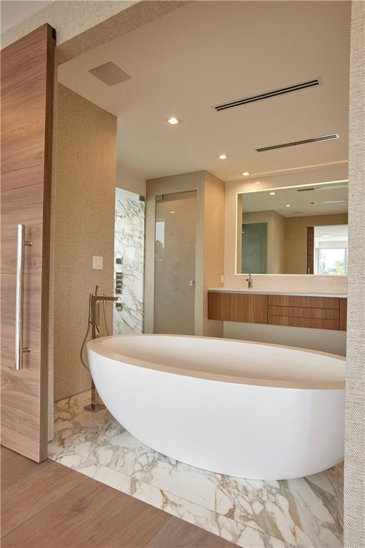 Sea Island - Residential