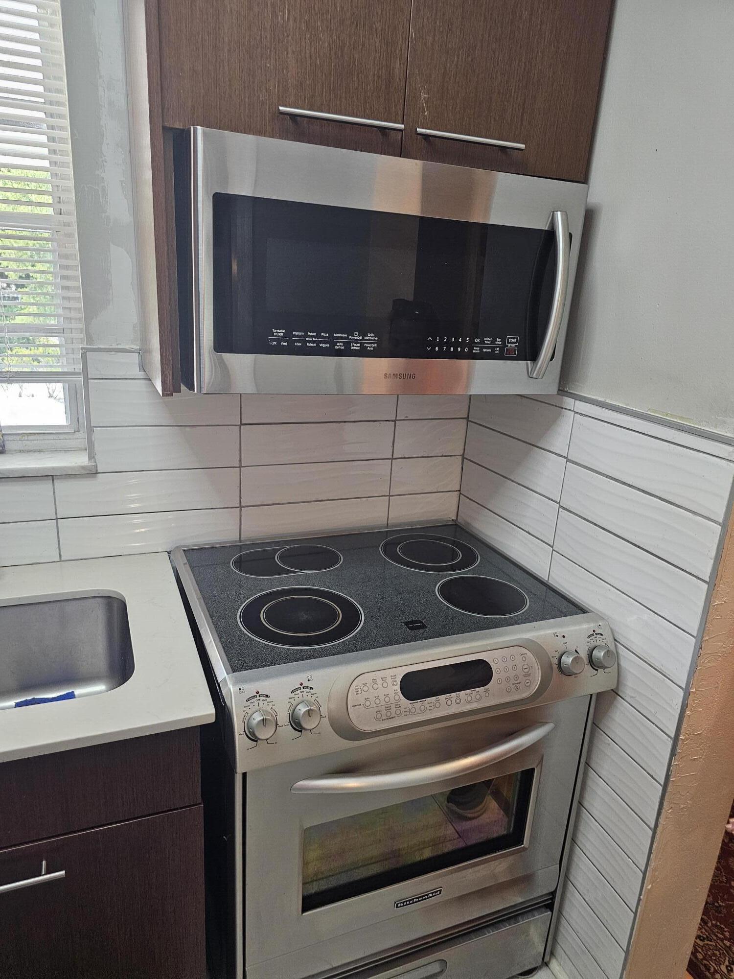 FAIRVIEW I CONDO - Residential Lease