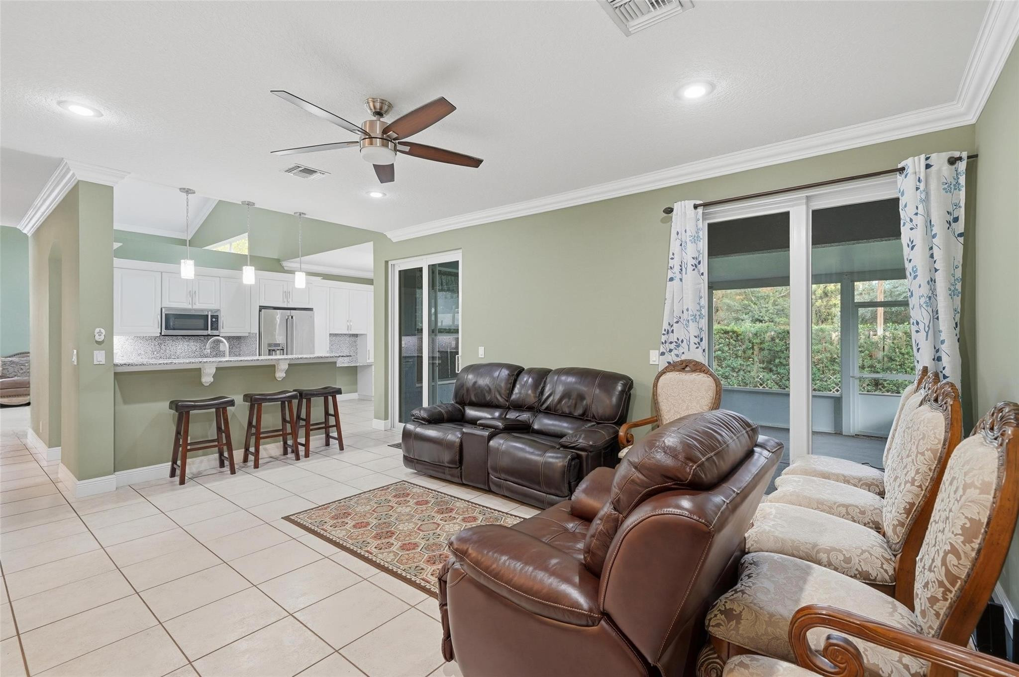 Breeding Prop 165-19 B - Residential