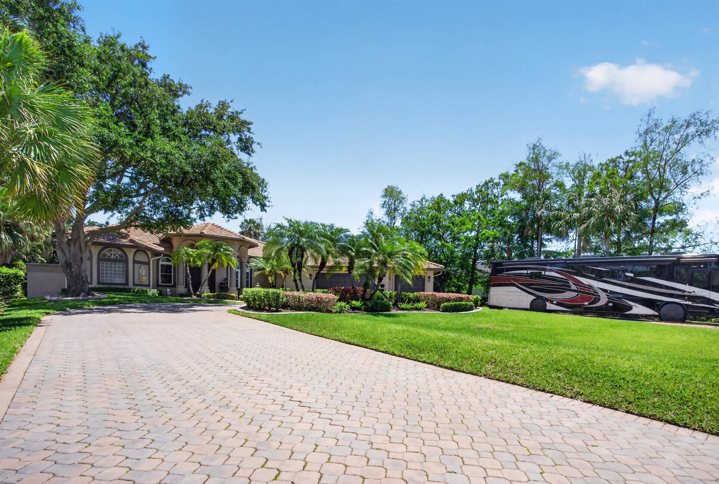 PINE TREE ESTATES - Residential