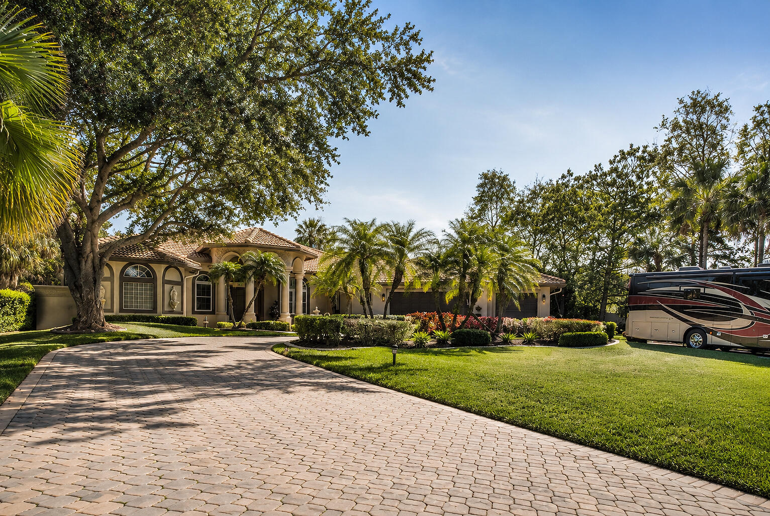 PINE TREE ESTATES - Residential