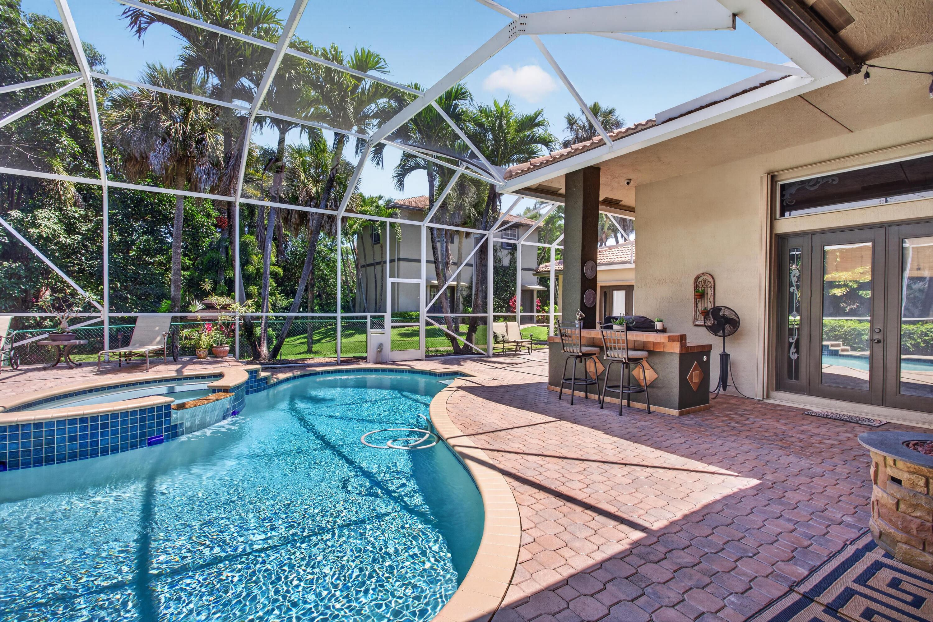 PINE TREE ESTATES - Residential