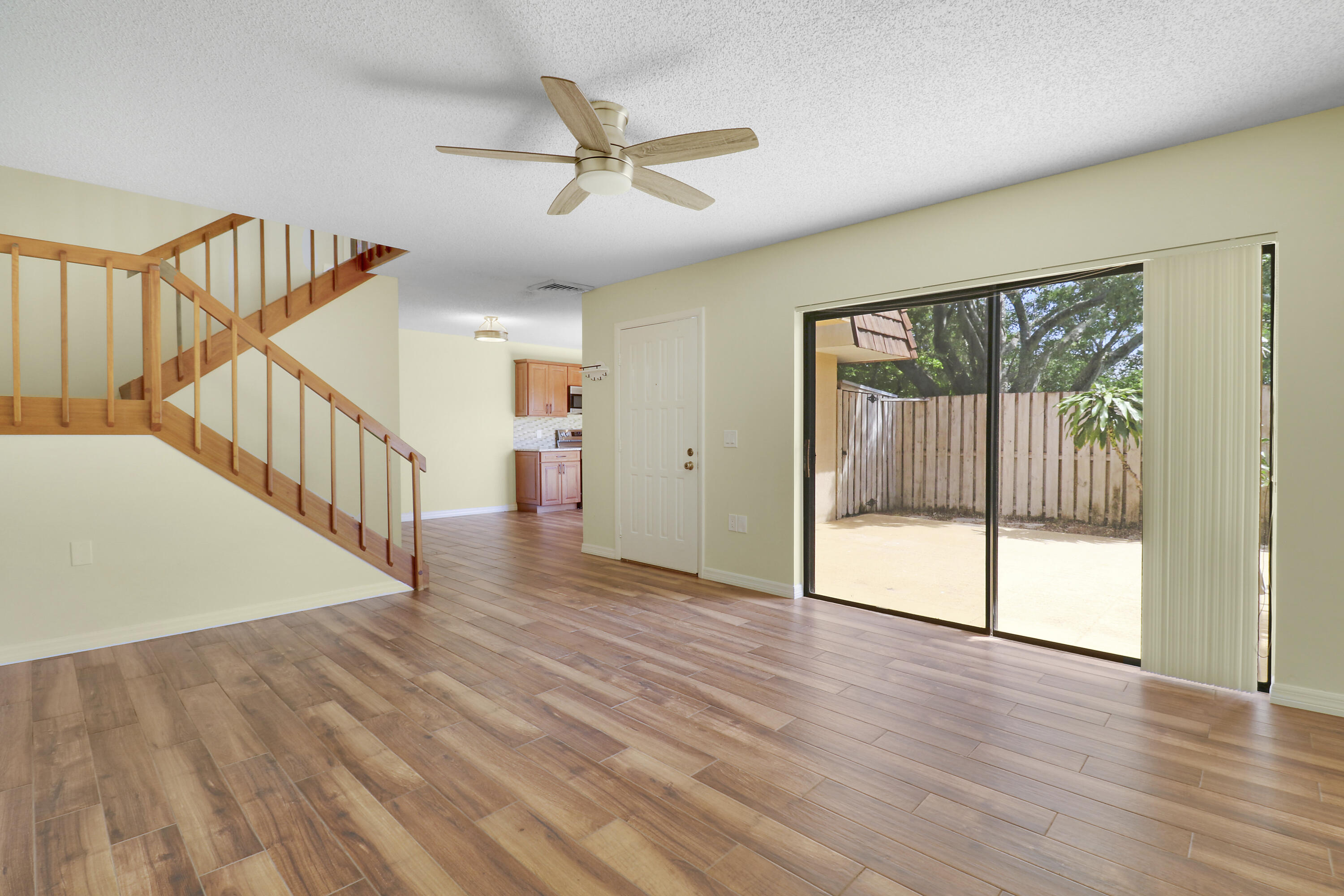 SHERWOOD LAKES - Residential
