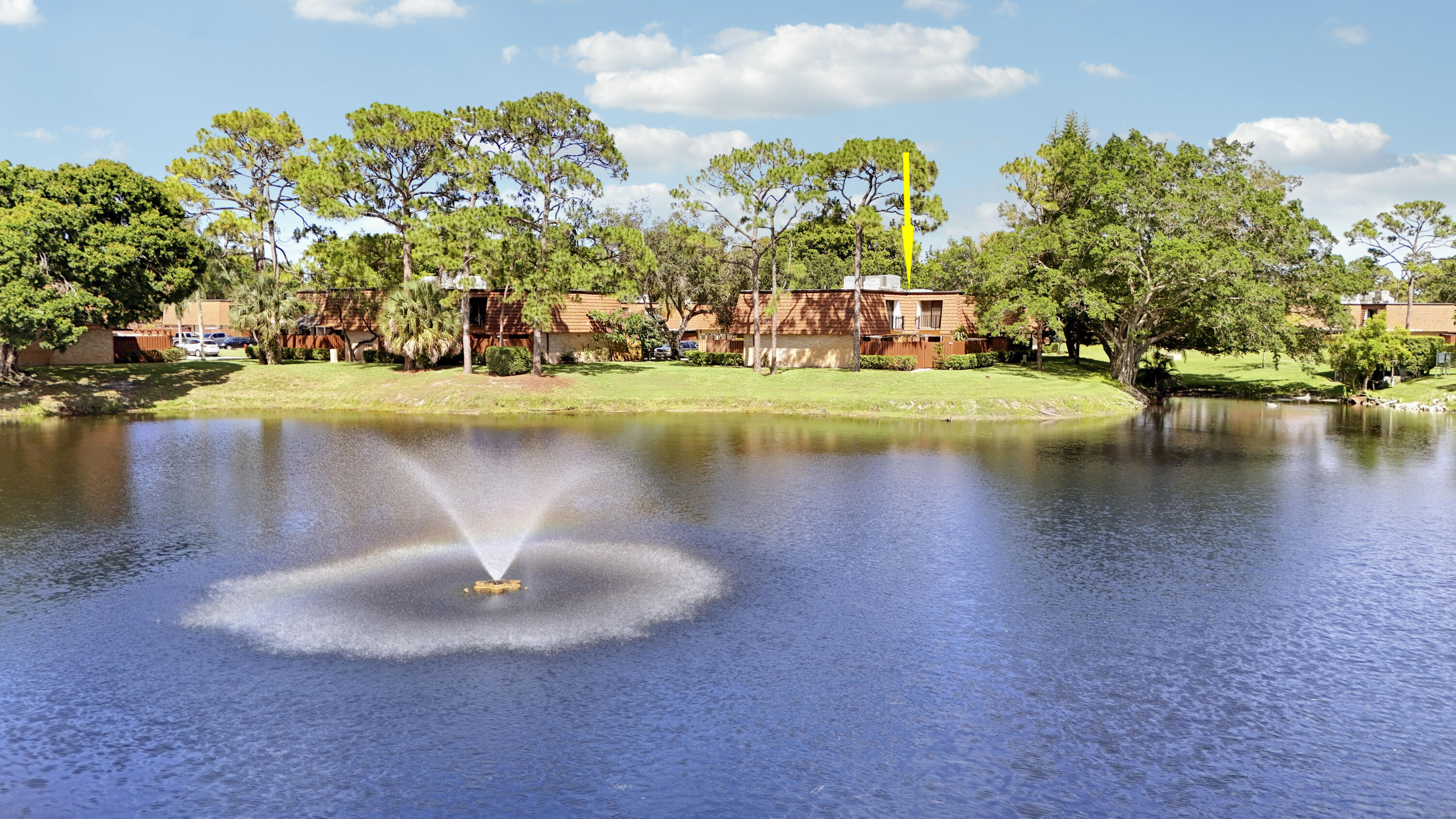 SHERWOOD LAKES - Residential