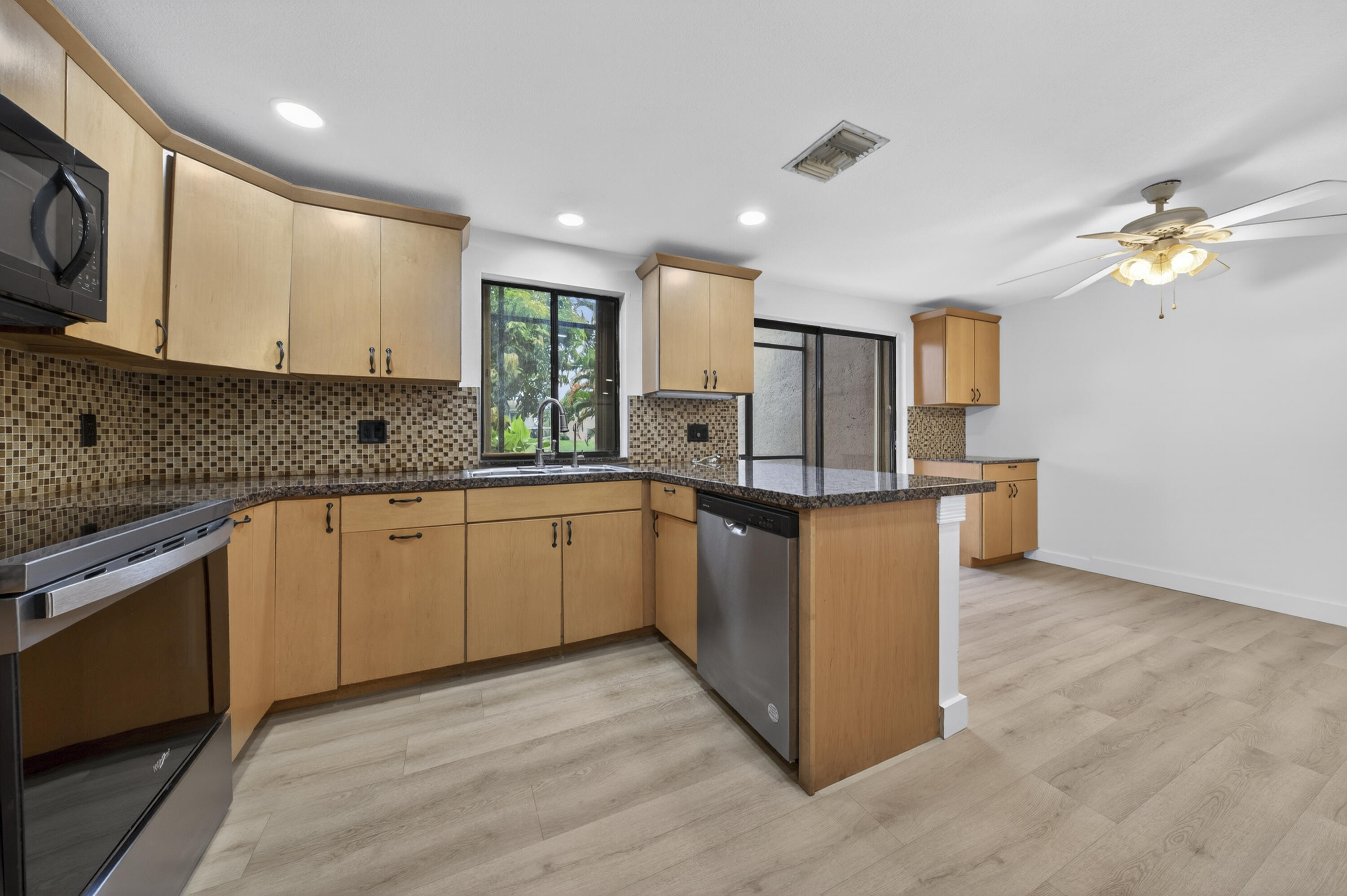 SADDLE-UP PLAT - Residential