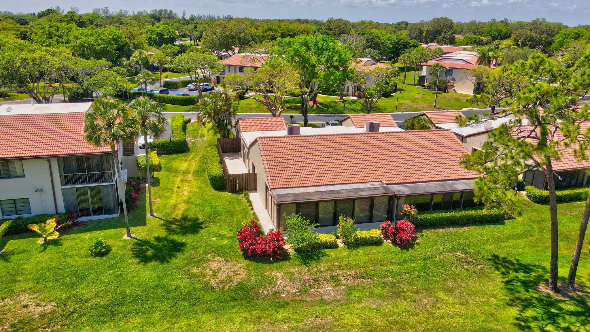 HORIZONS OF BOCA LAGO CONDO - Residential