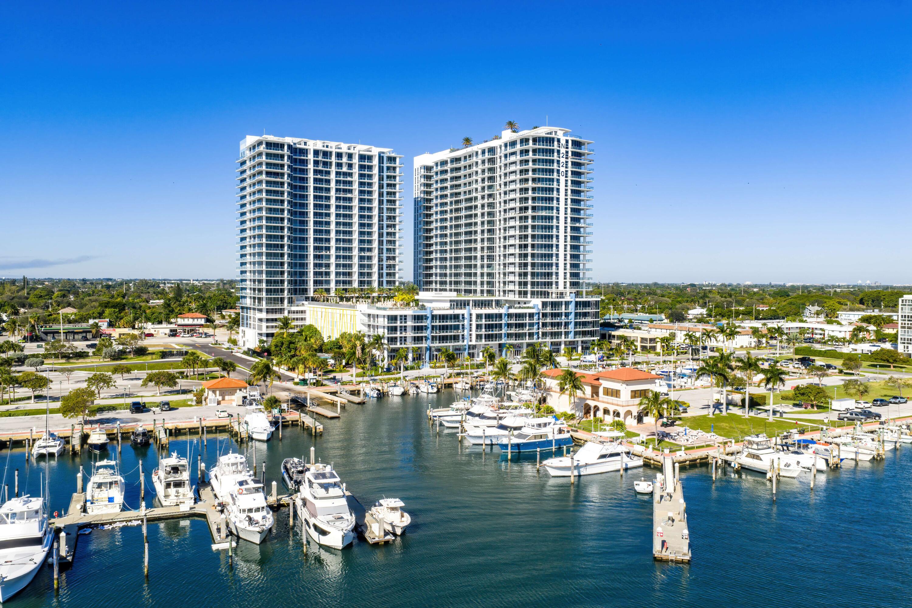 NAUTILUS 220 CONDO - Residential