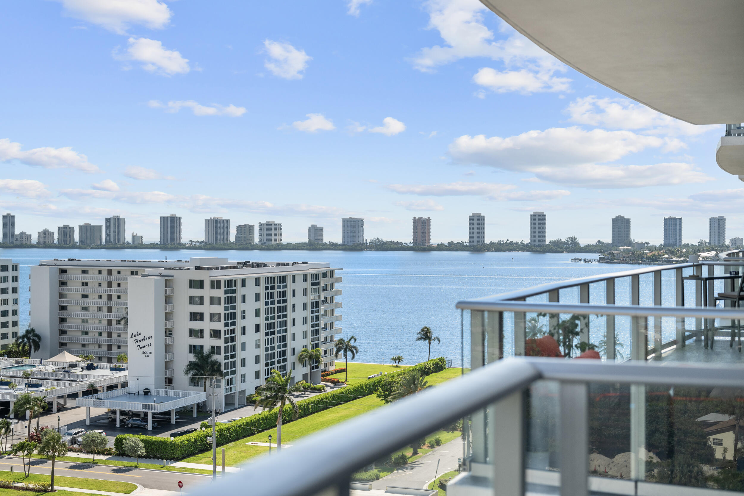 NAUTILUS 220 CONDO - Residential