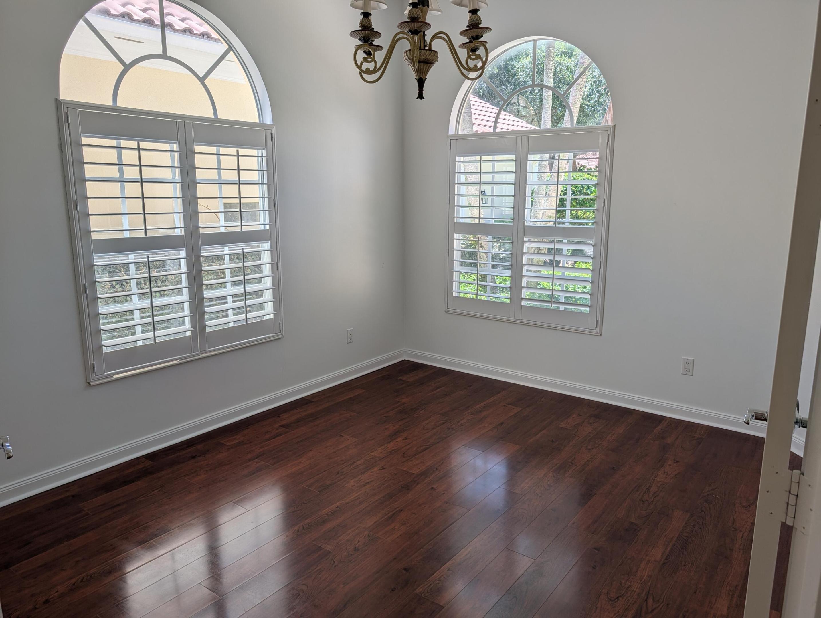 ISLES AT PALM BEACH GARDENS - Residential