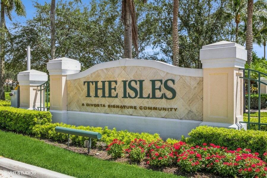 ISLES AT PALM BEACH GARDENS - Residential