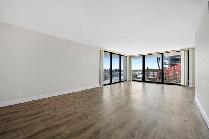 DUNES TOWERS CONDO - Residential