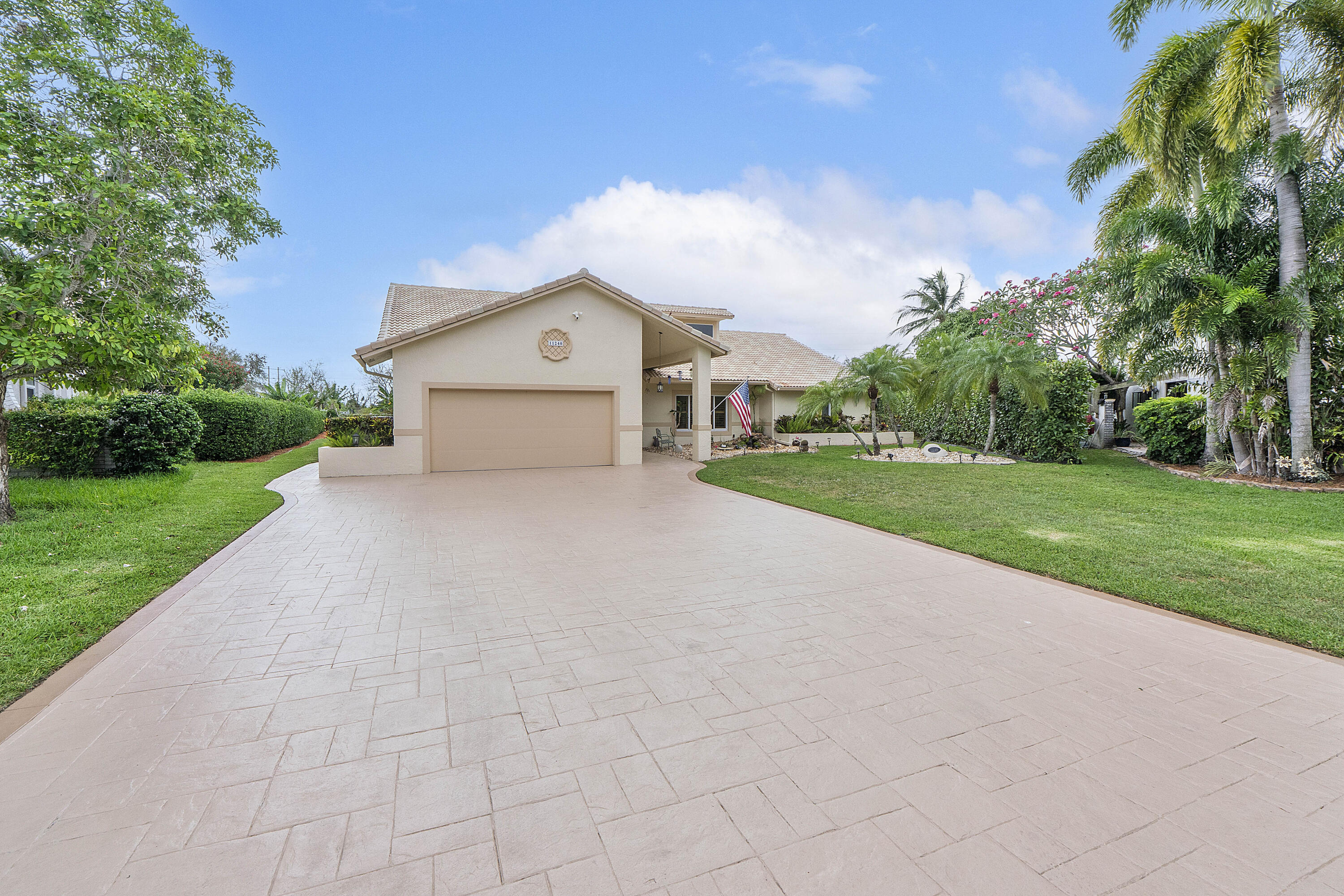 CYPRESS GLEN - Residential