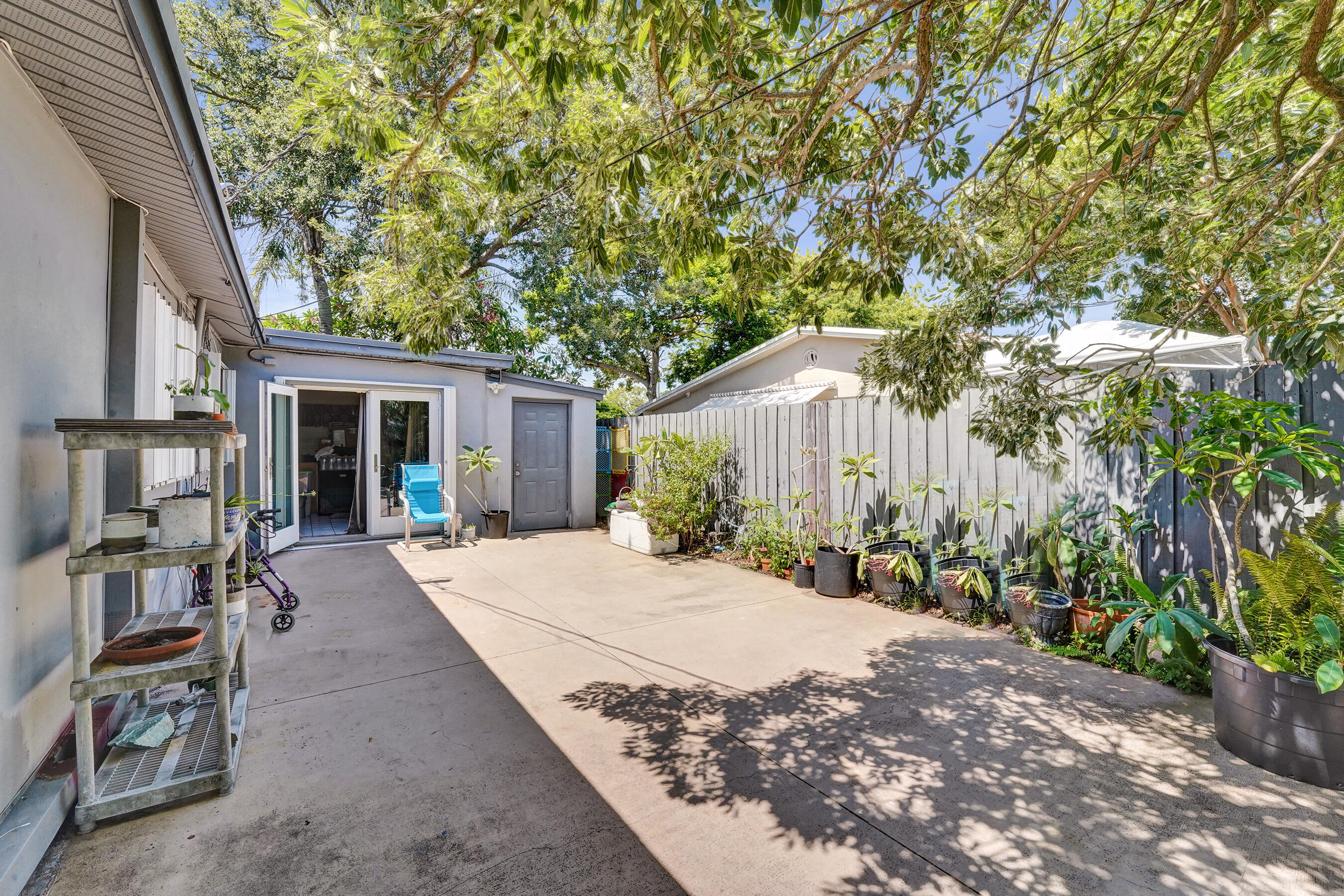 AVON HEIGHTS - Residential