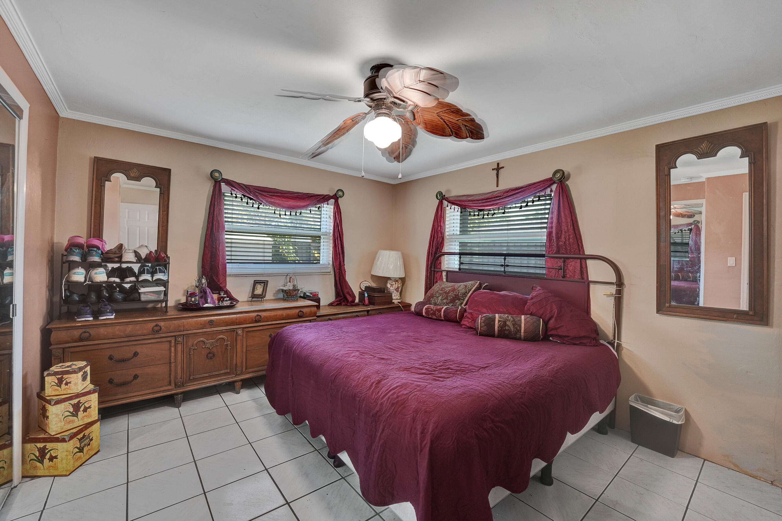 AVON HEIGHTS - Residential
