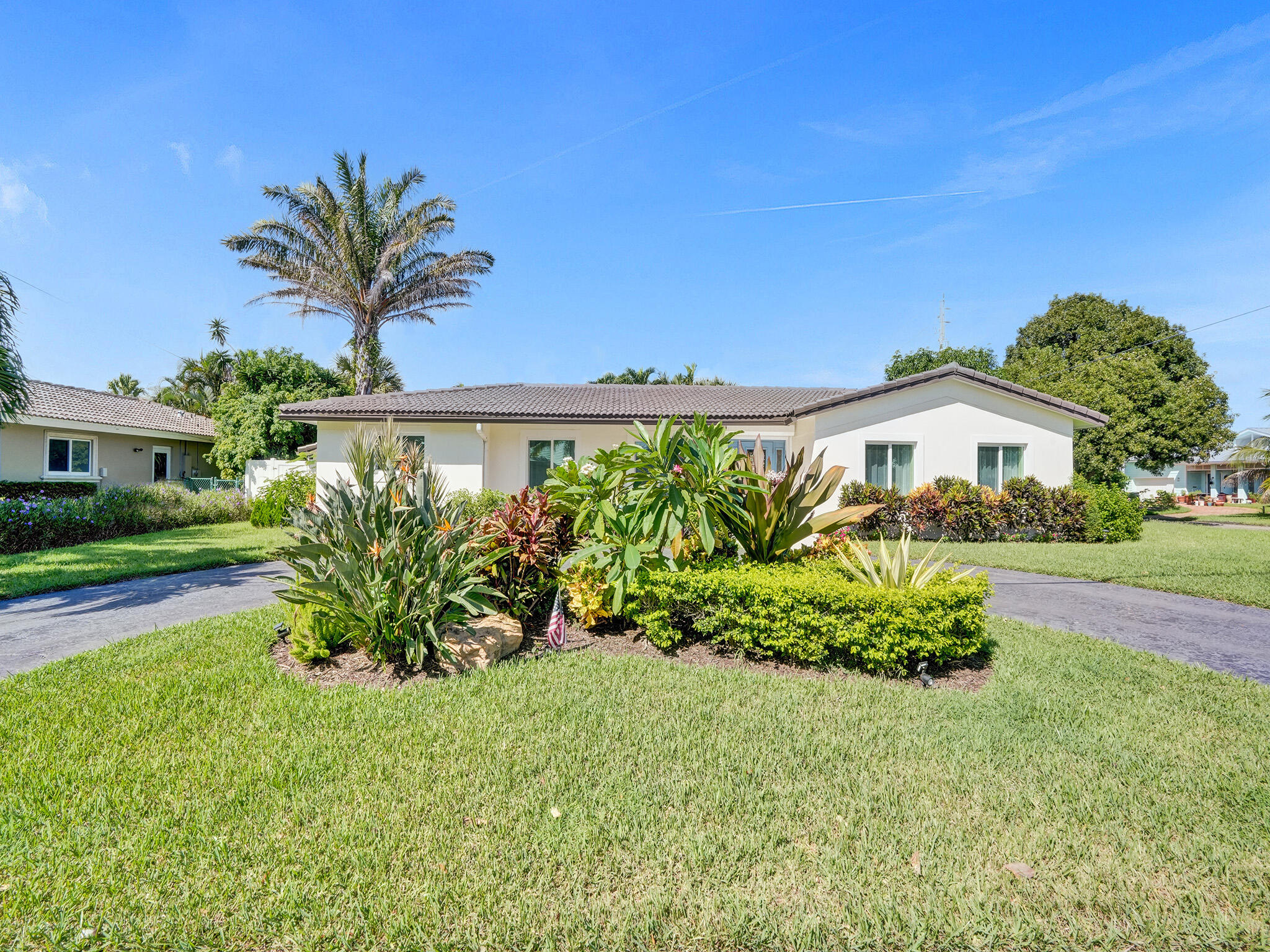 VENETIAN ISLES 1ST SEC - Residential