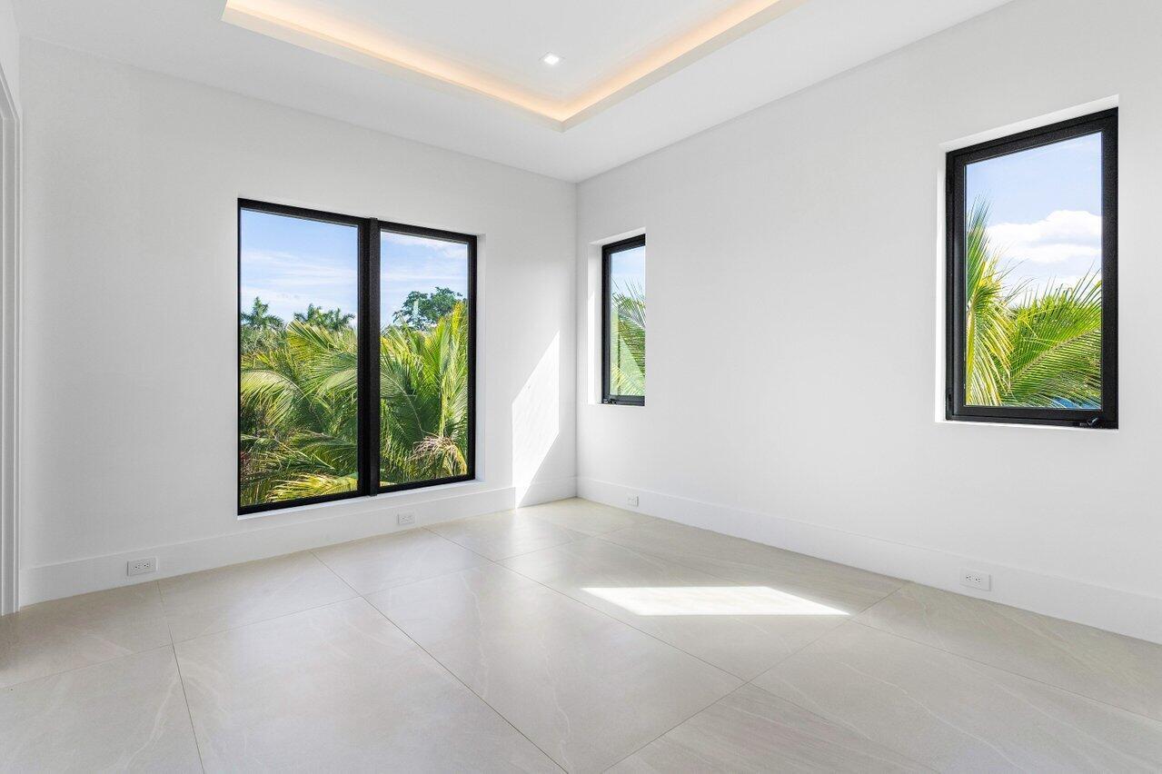 PENINSULA - Residential