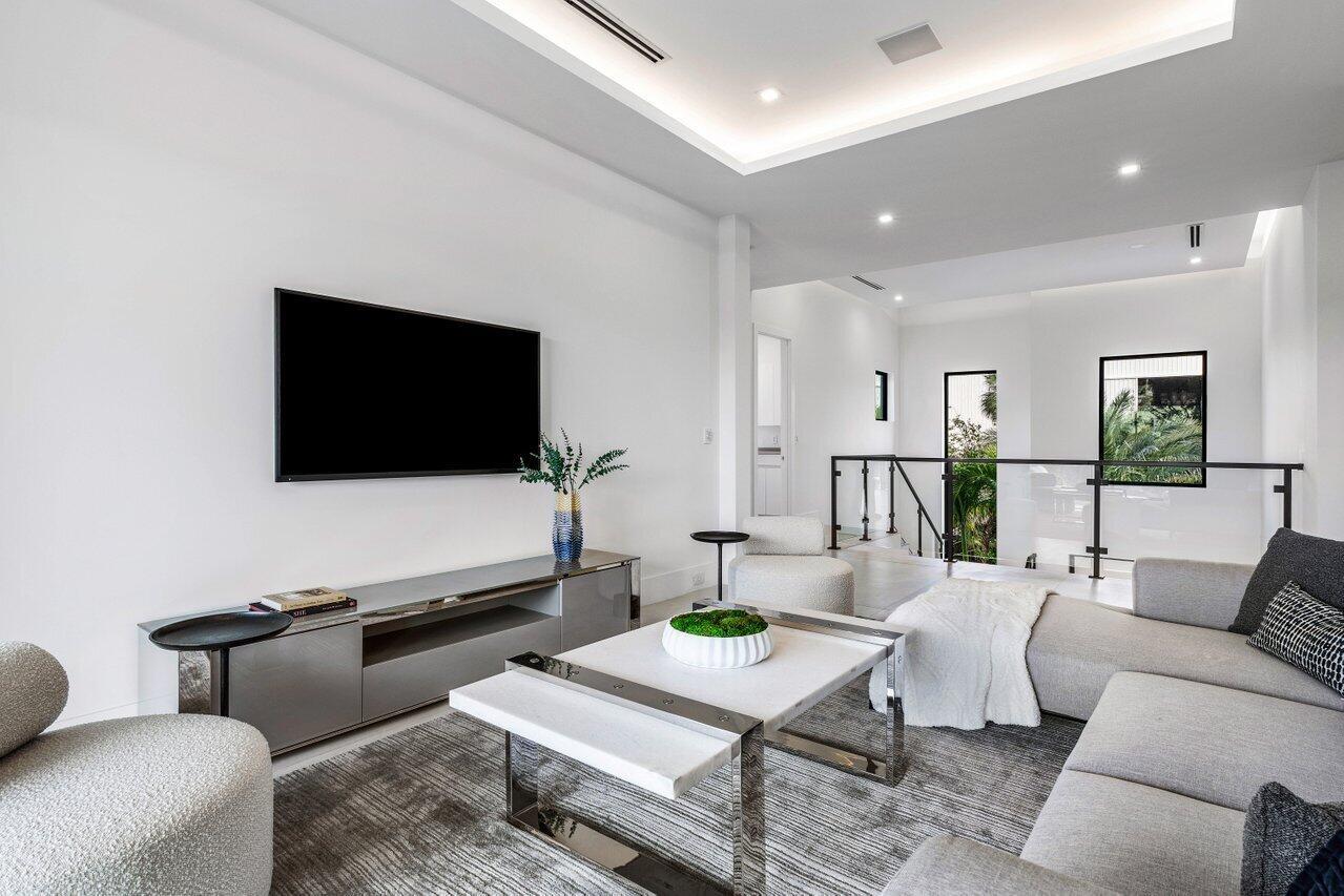 PENINSULA - Residential