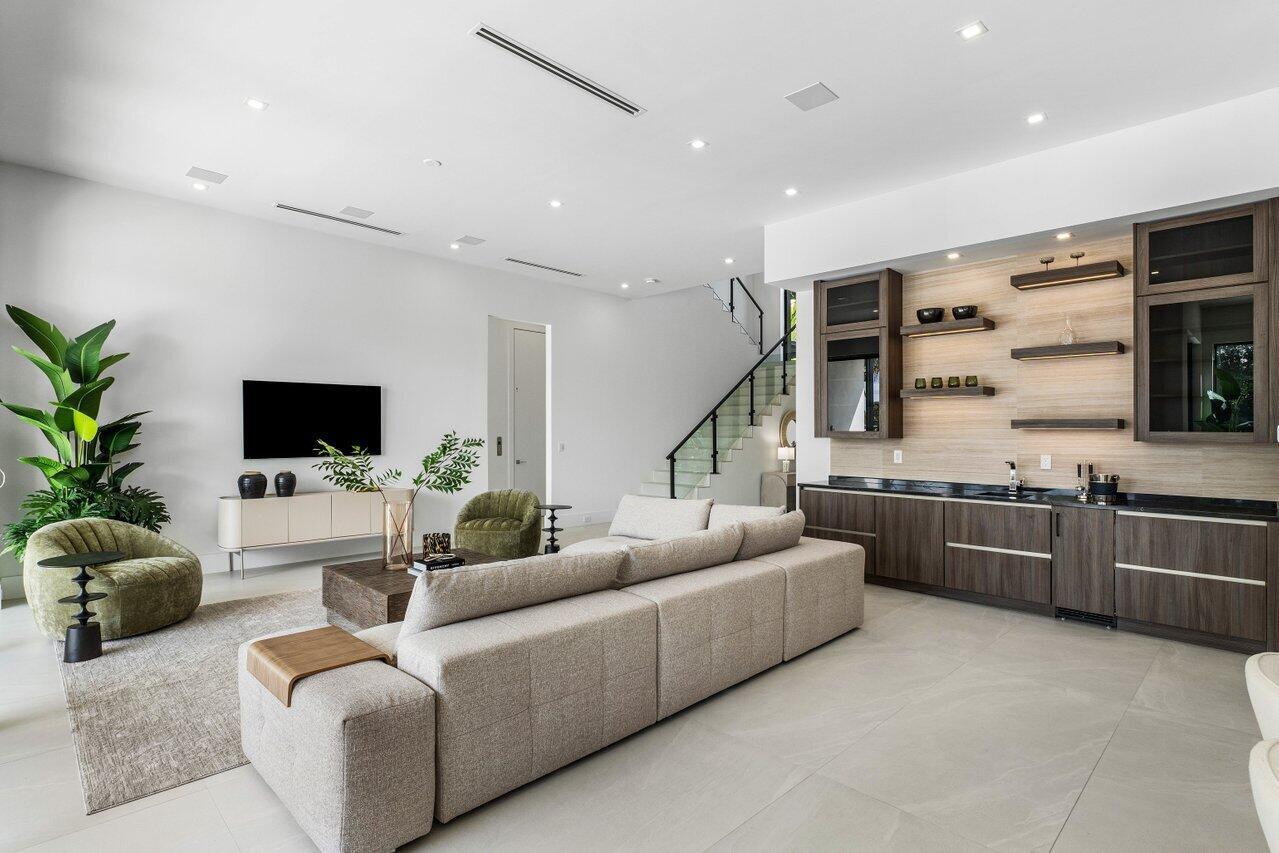 PENINSULA - Residential