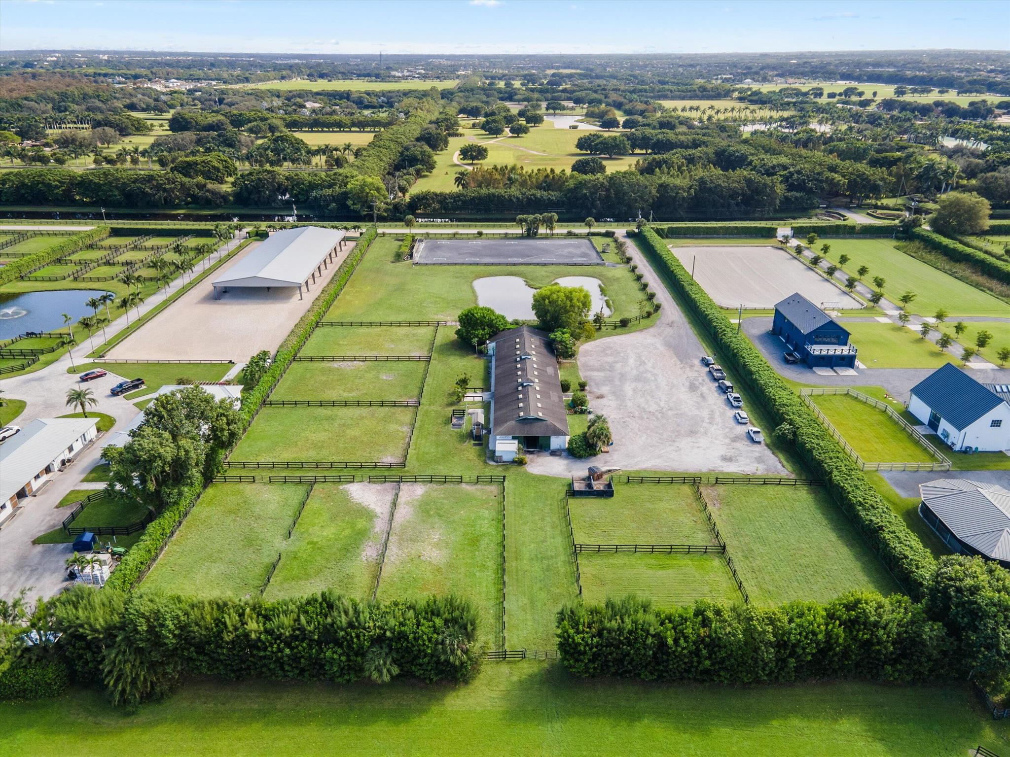 SOUTHFIELDS WELLINGTON COUNTRY - Residential