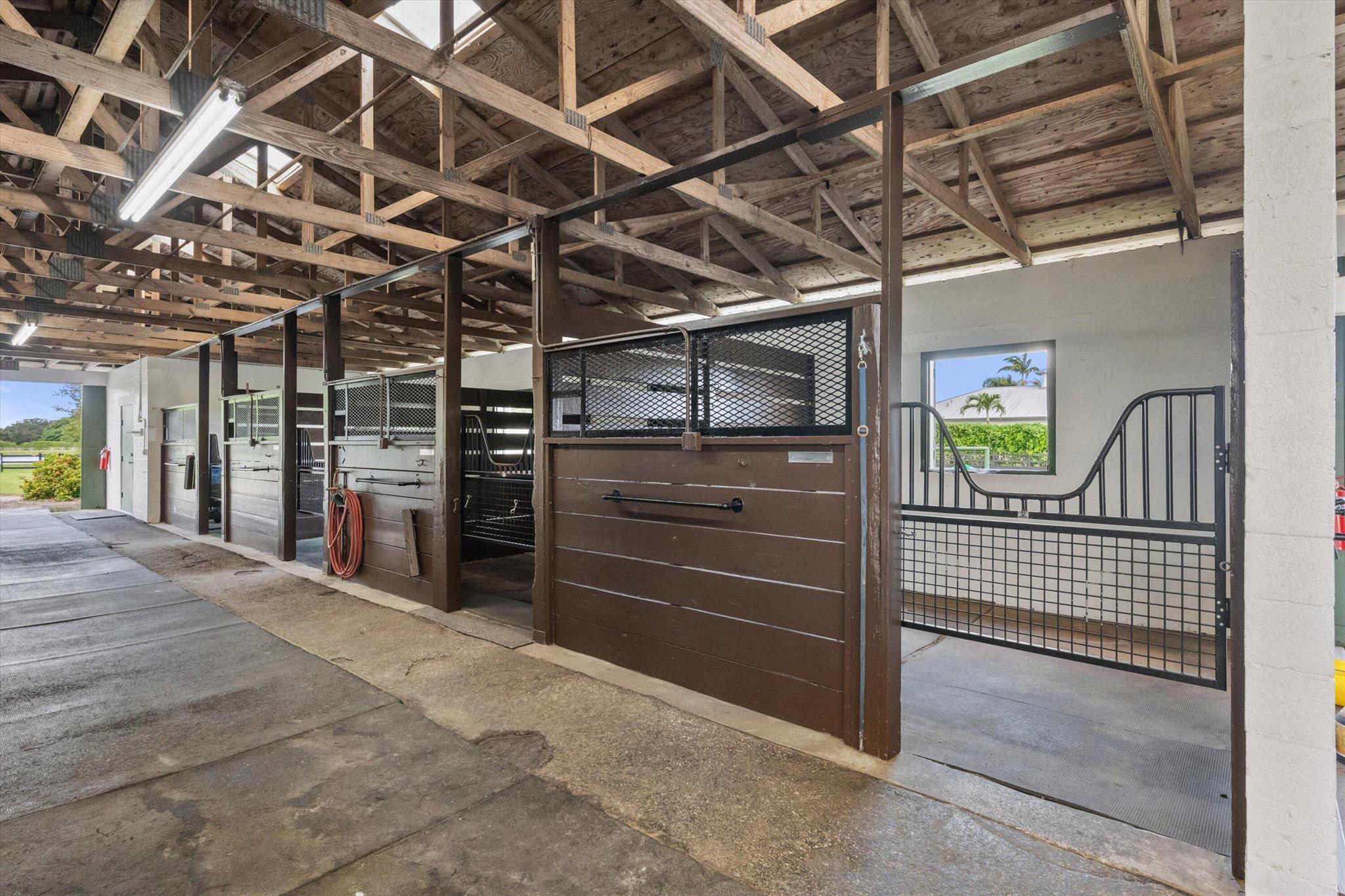 SOUTHFIELDS WELLINGTON COUNTRY - Residential