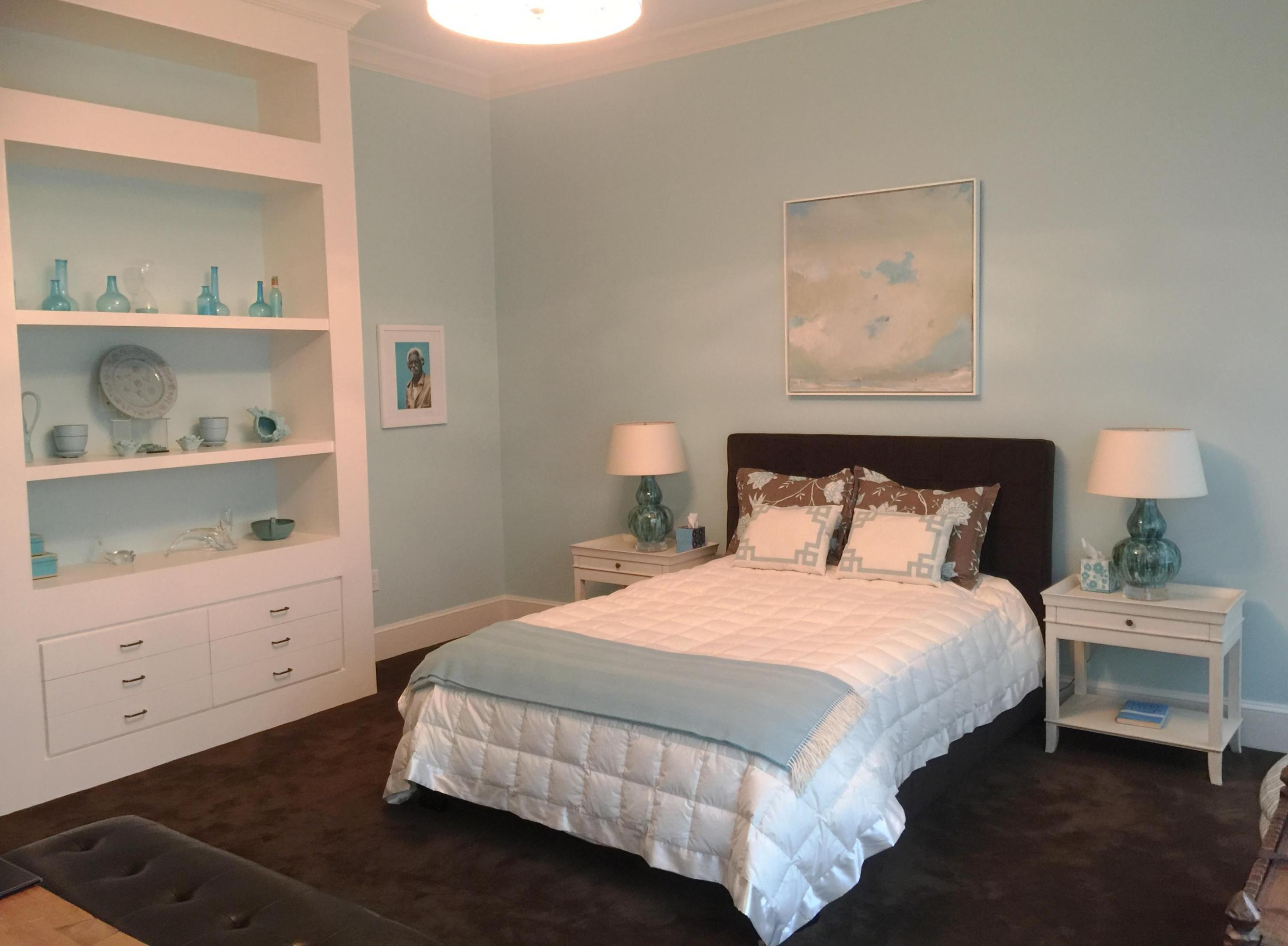 RESIDENCES AT SLOANS CURVE - Residential