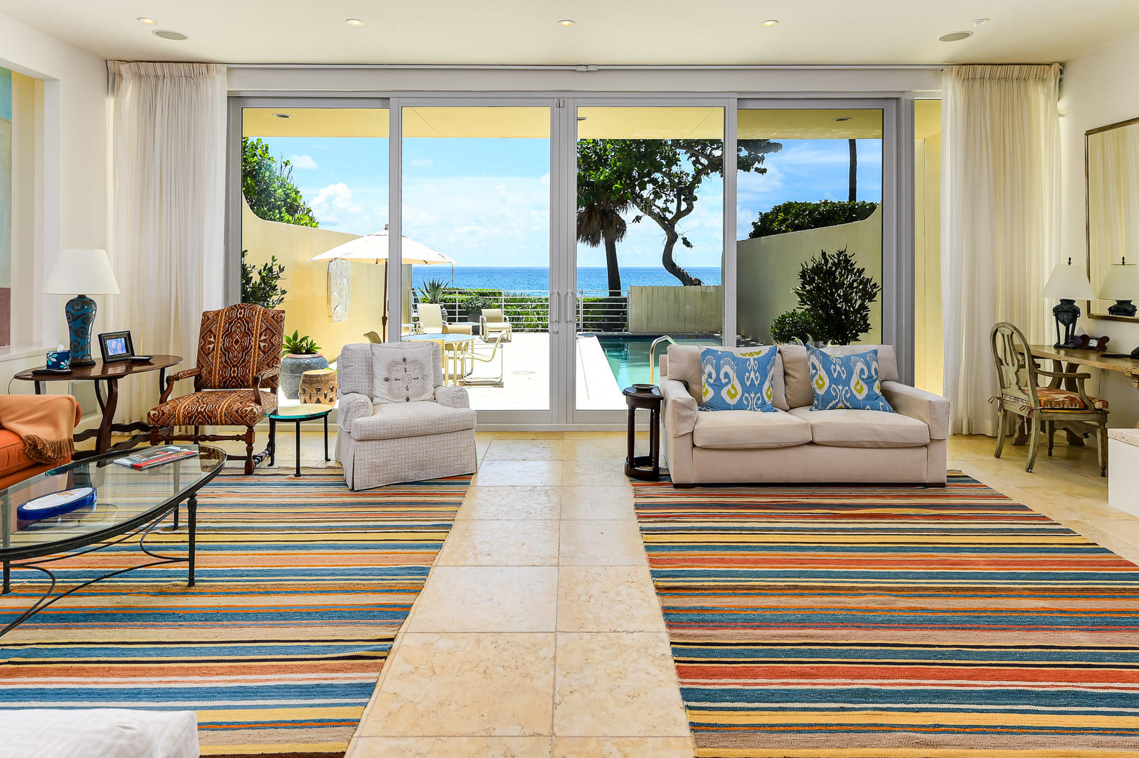 RESIDENCES AT SLOANS CURVE - Residential