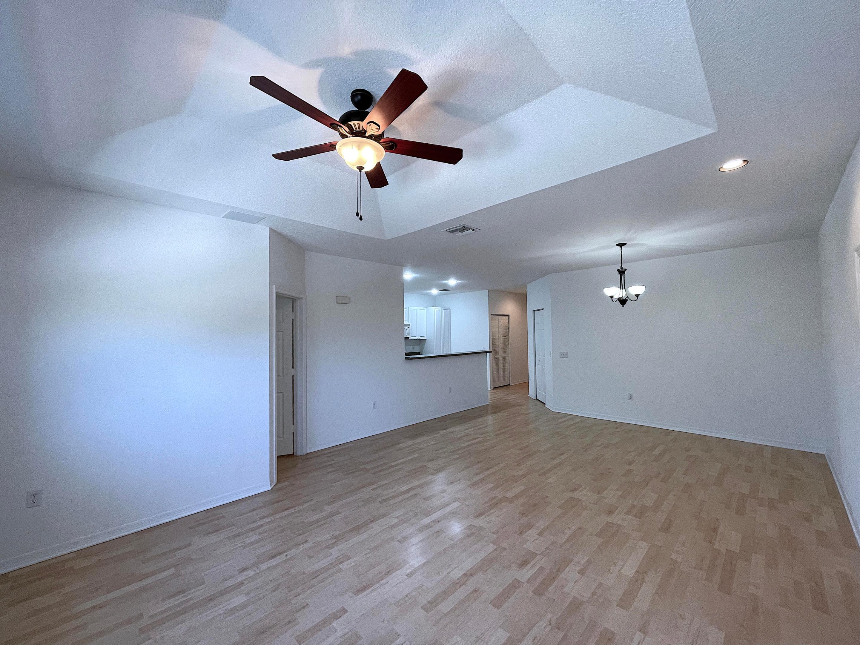 THE LAKES AT THE SAVANNAHS CONDOMINIUM - Residential