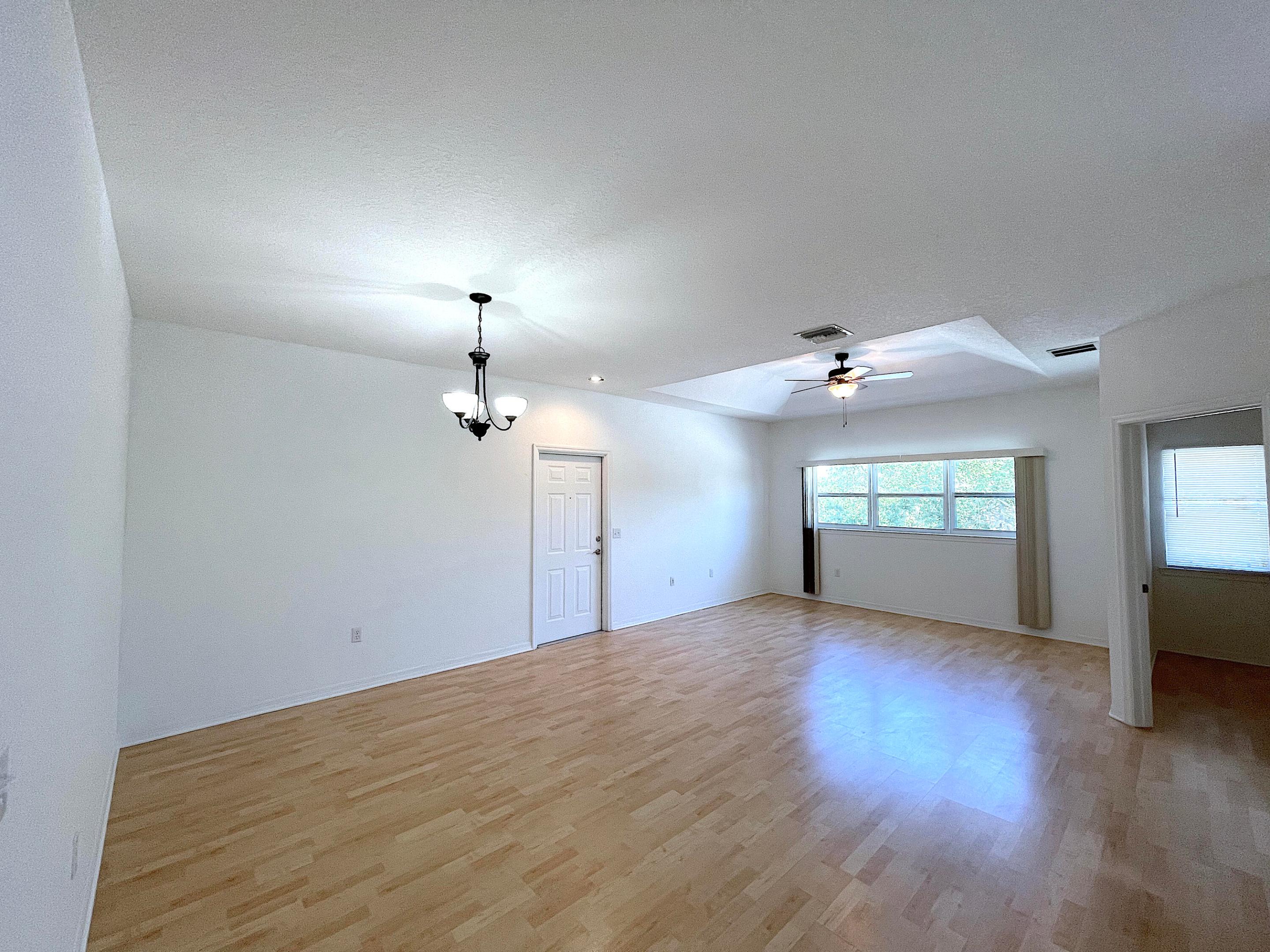 THE LAKES AT THE SAVANNAHS CONDOMINIUM - Residential