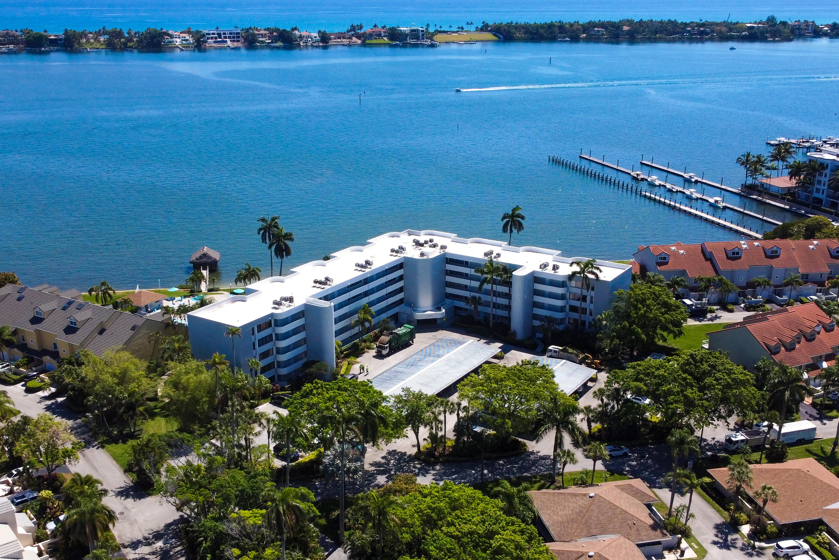 LAKESHORE COLONY I CONDO - Residential