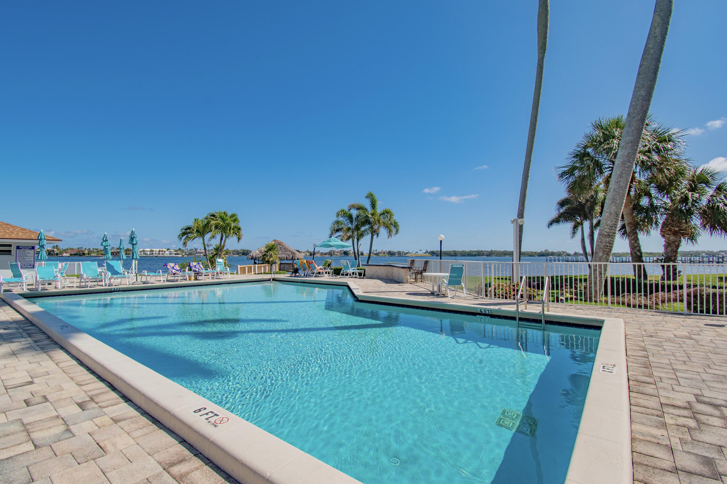 LAKESHORE COLONY I CONDO - Residential