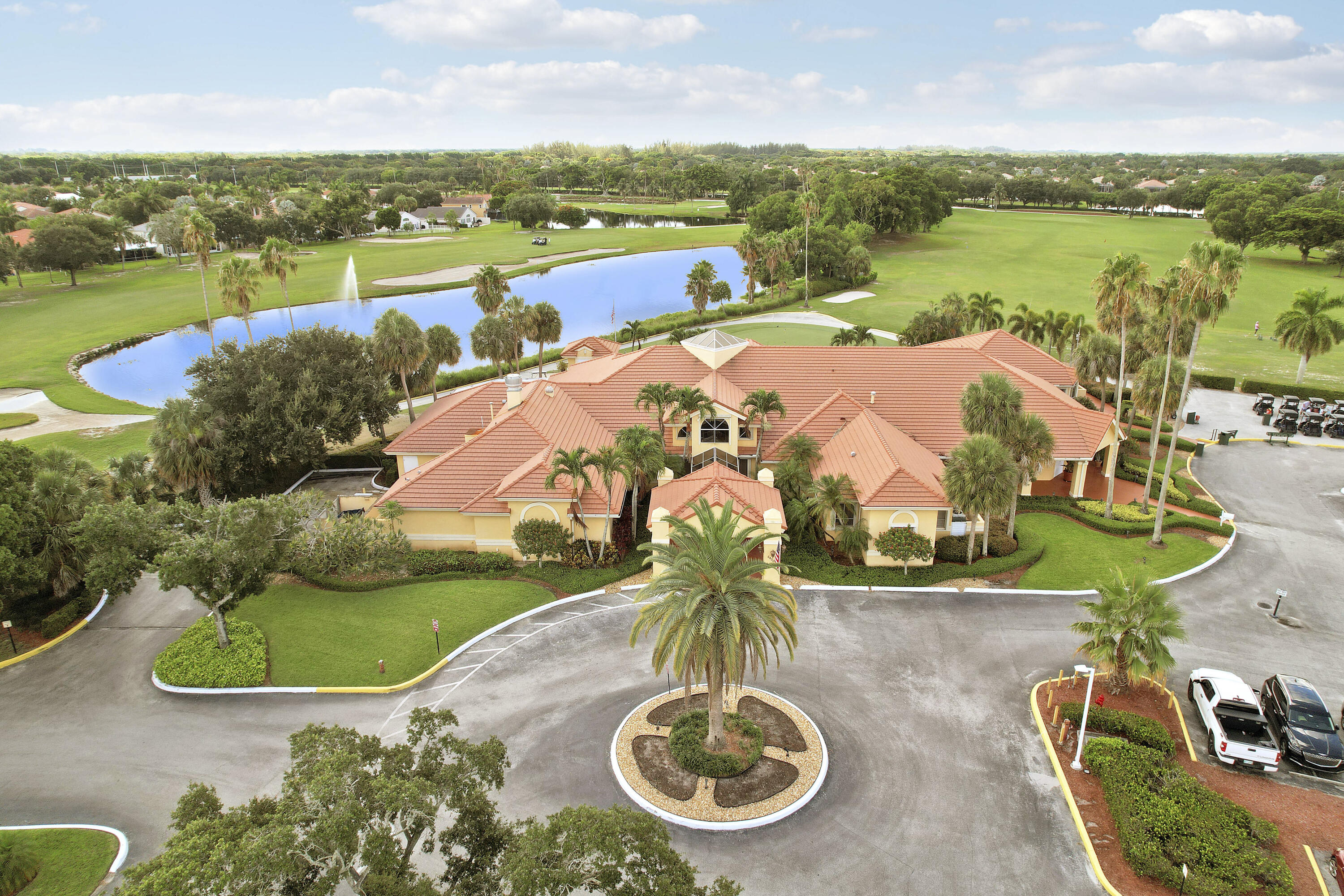 BALMORAL COUNTRY CLUB LACUNA POD B - Residential