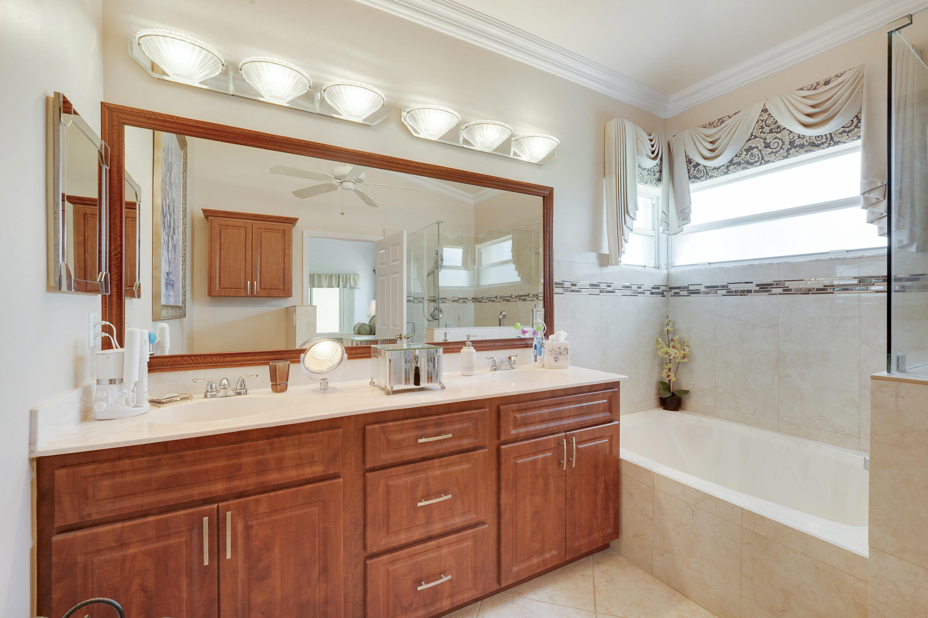 BALMORAL COUNTRY CLUB LACUNA POD B - Residential
