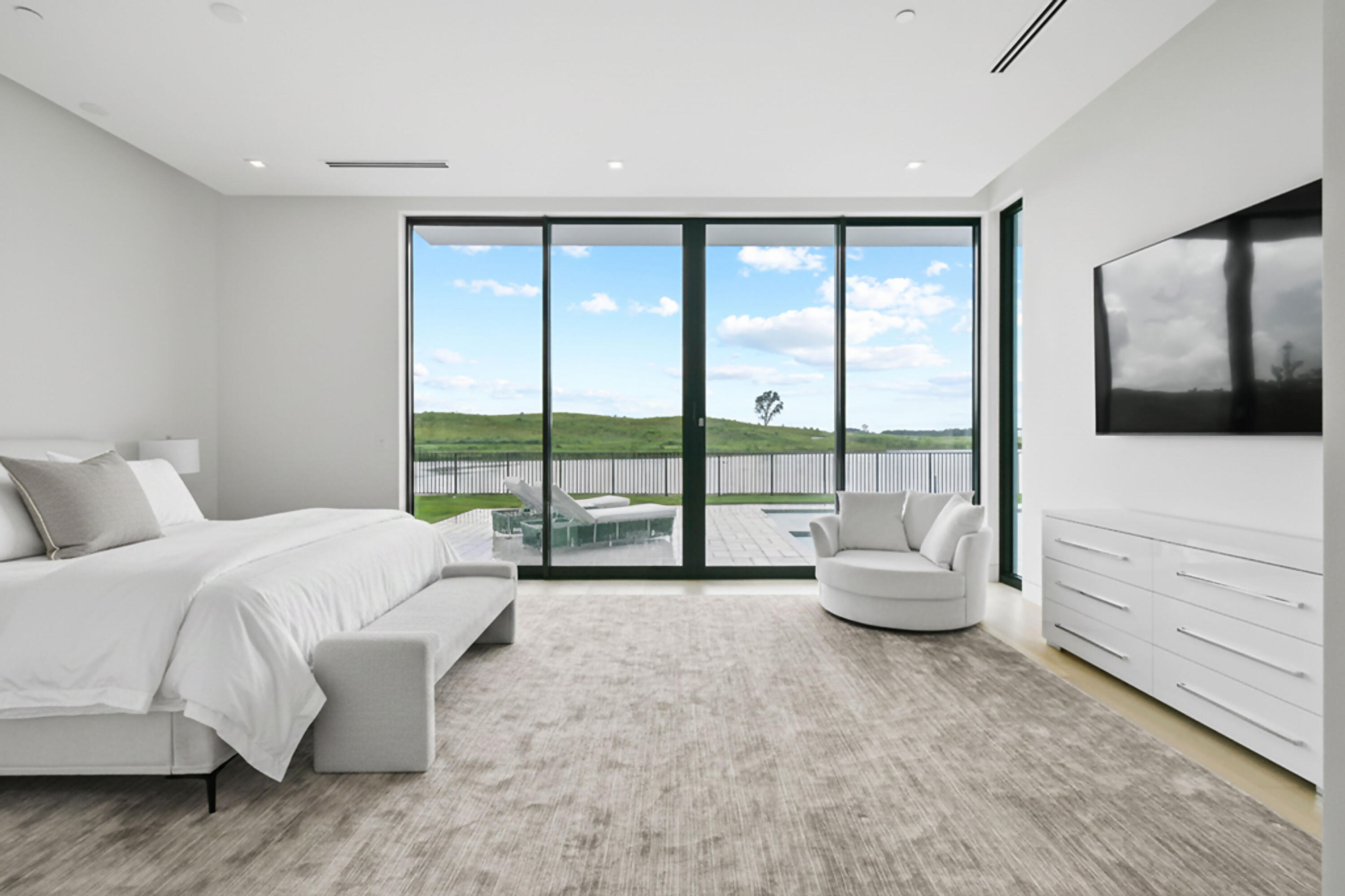 PANTHER NATIONAL AT AVENIR POD - Residential