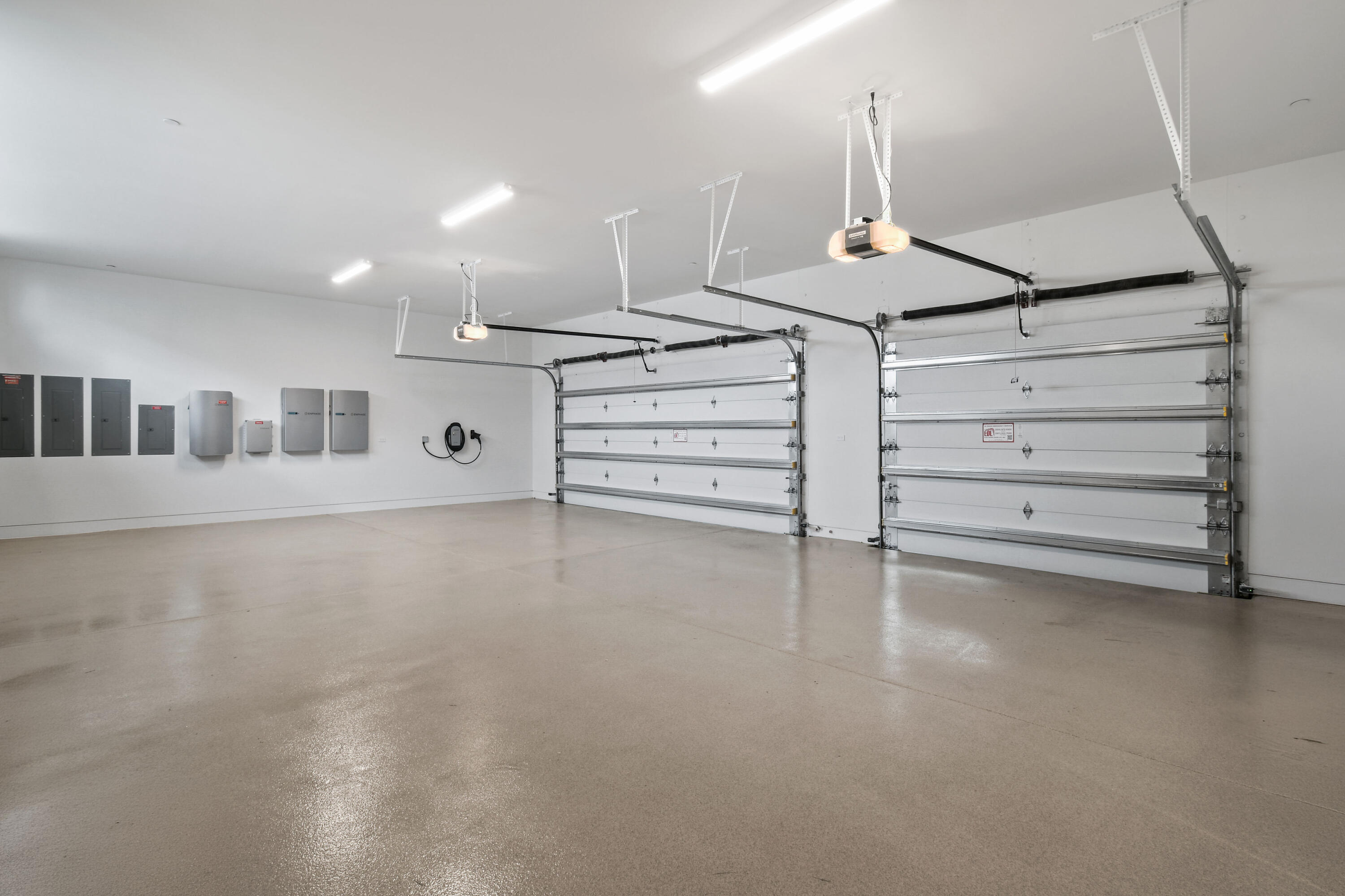 PANTHER NATIONAL AT AVENIR POD - Residential
