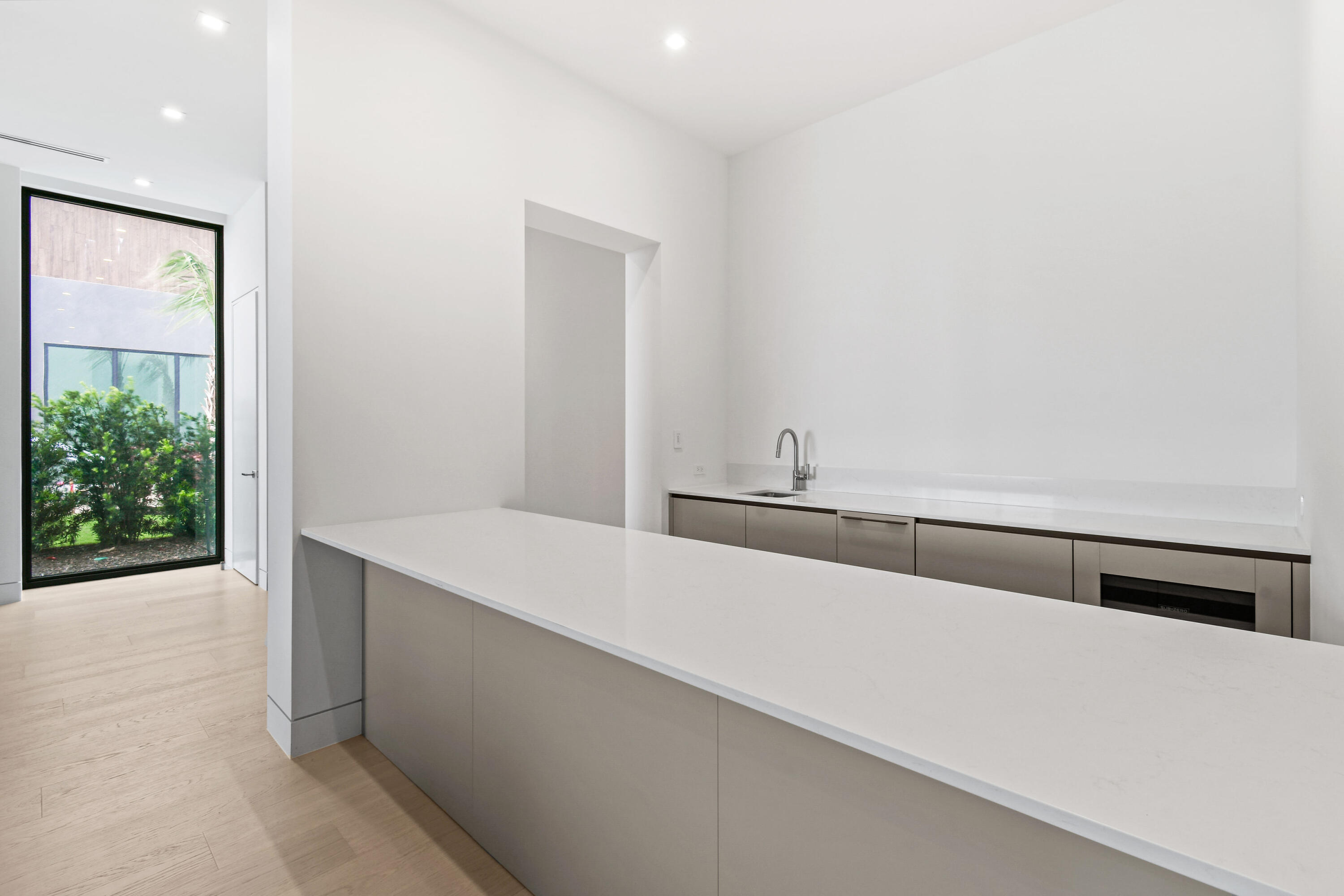 PANTHER NATIONAL AT AVENIR POD - Residential