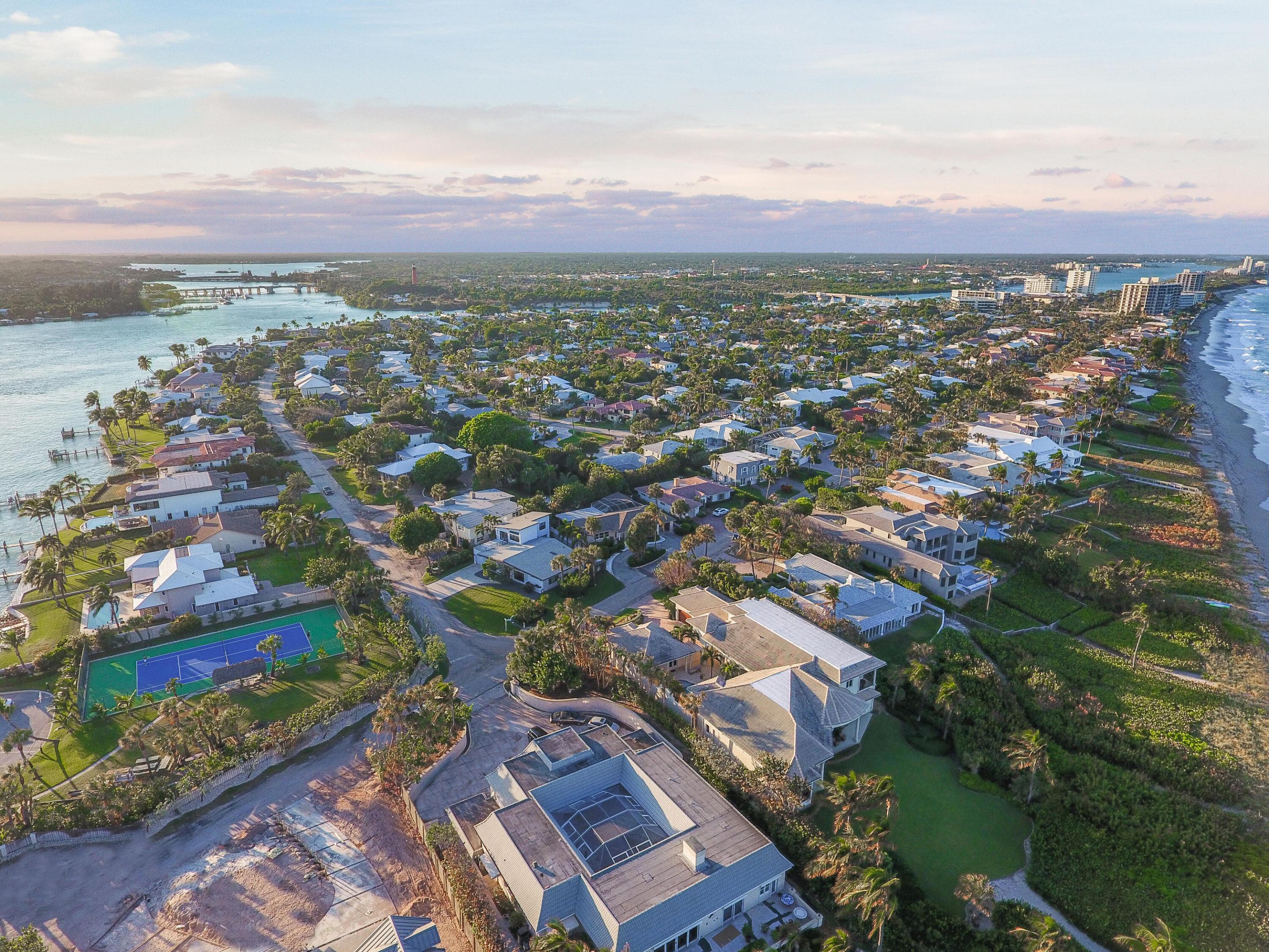JUPITER INLET BEACH COLONY - Residential