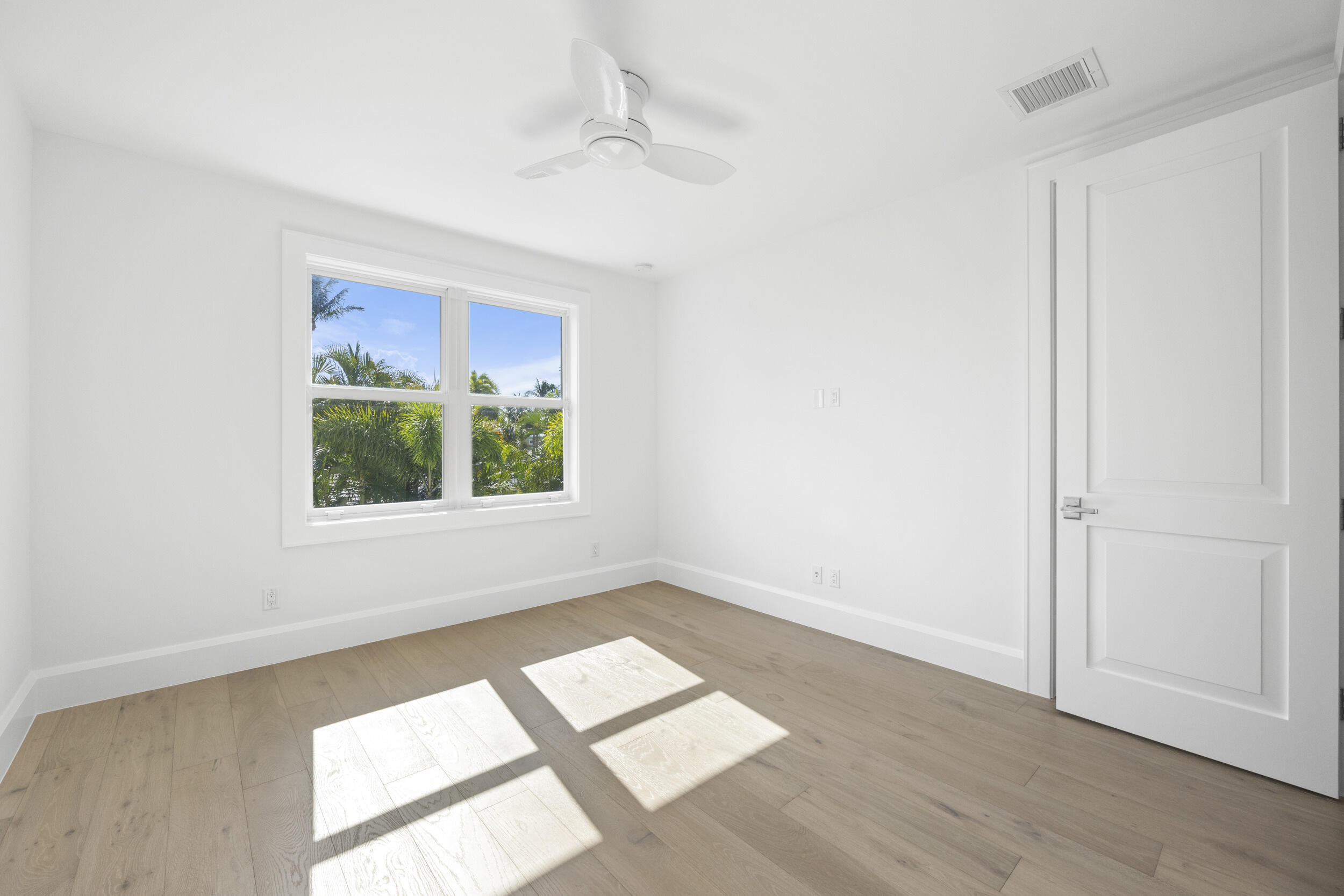 JUPITER INLET BEACH COLONY - Residential