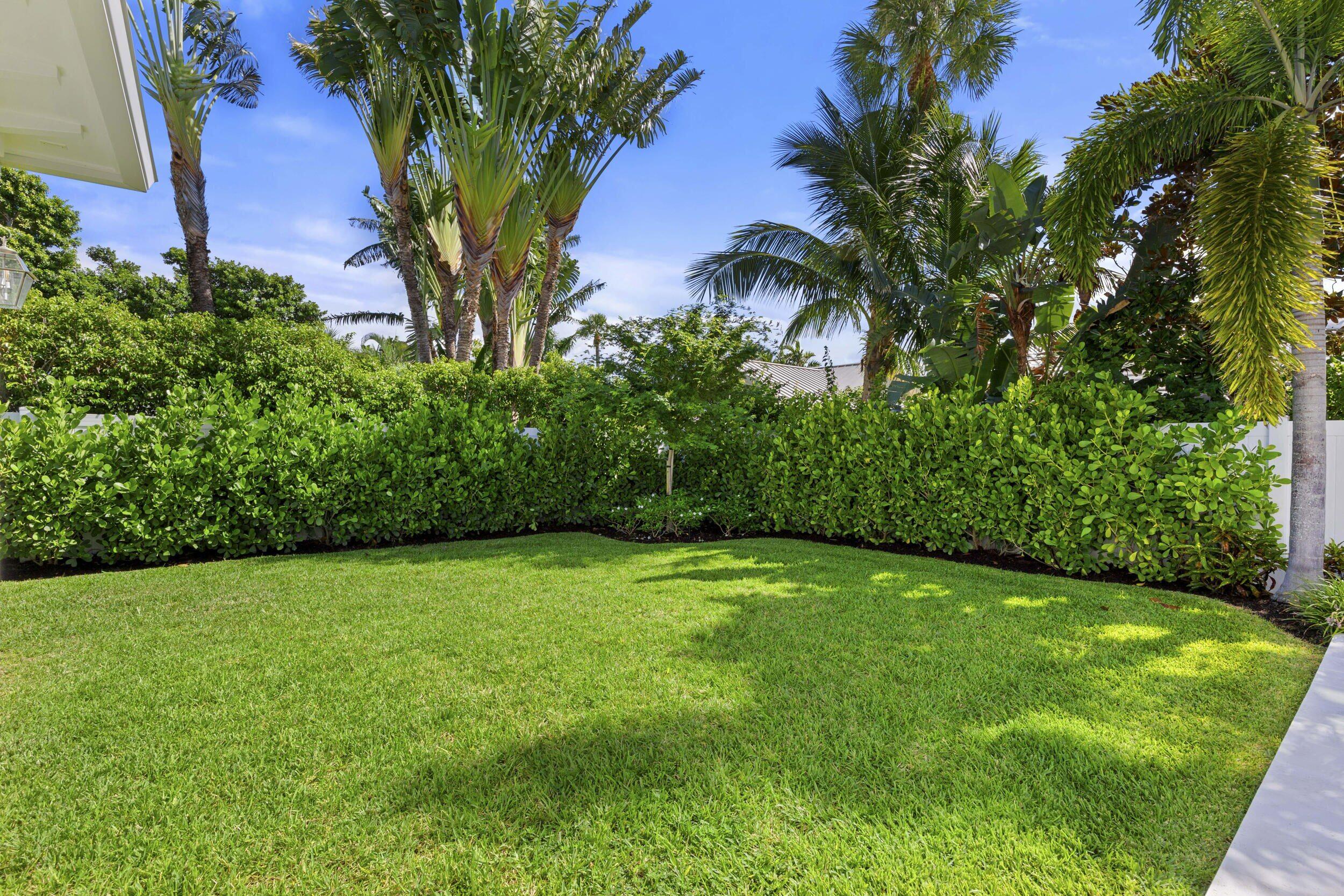 JUPITER INLET BEACH COLONY - Residential
