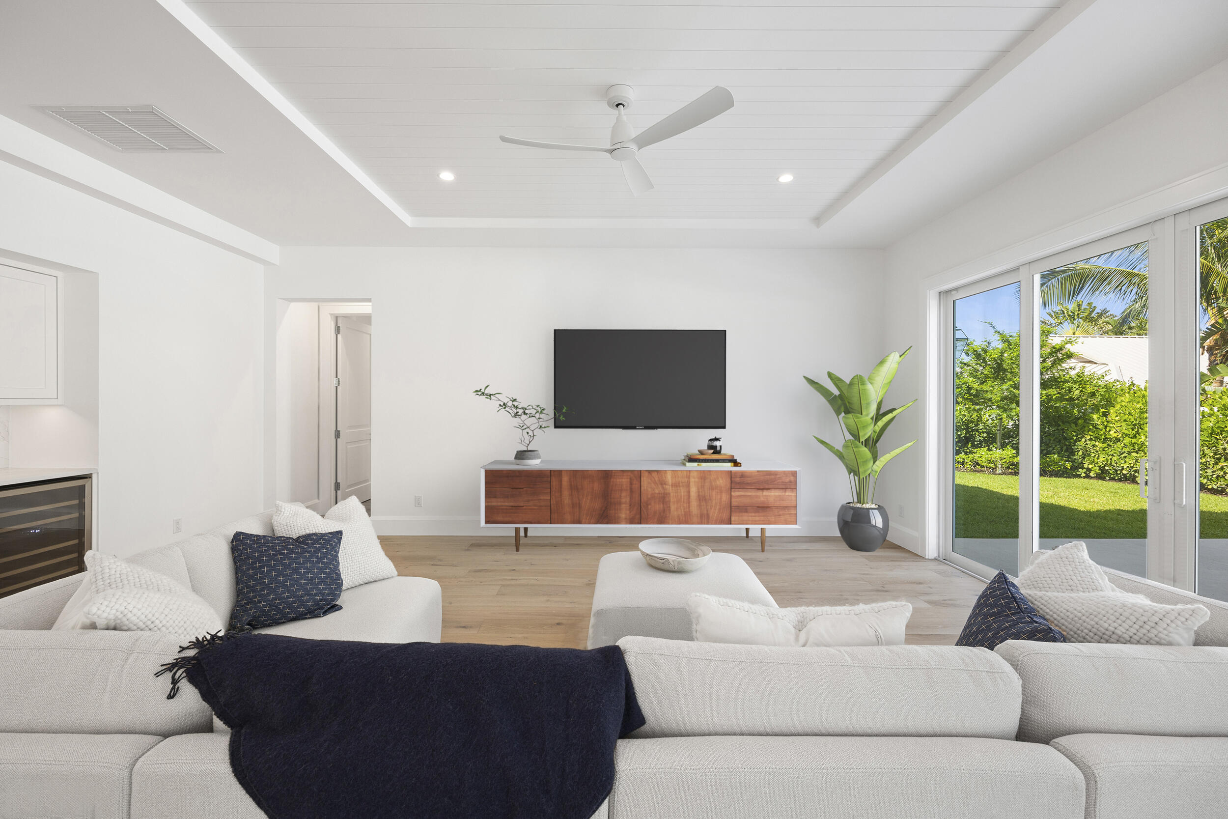 JUPITER INLET BEACH COLONY - Residential