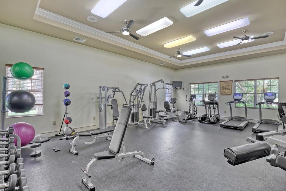 VILLAS AT EMERALD DUNES CONDO - Residential Lease