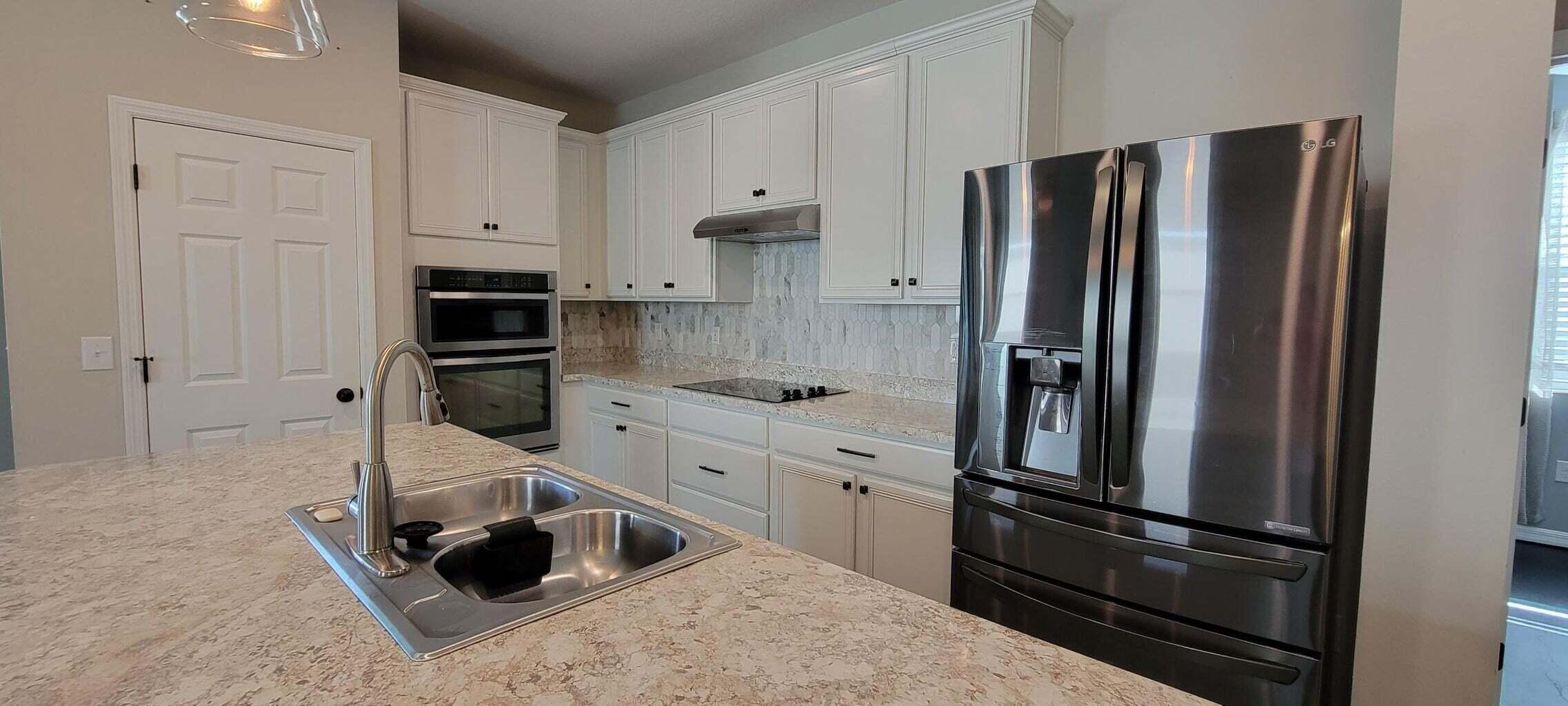 PINE TRACE THIRD REPLAT - Residential Lease
