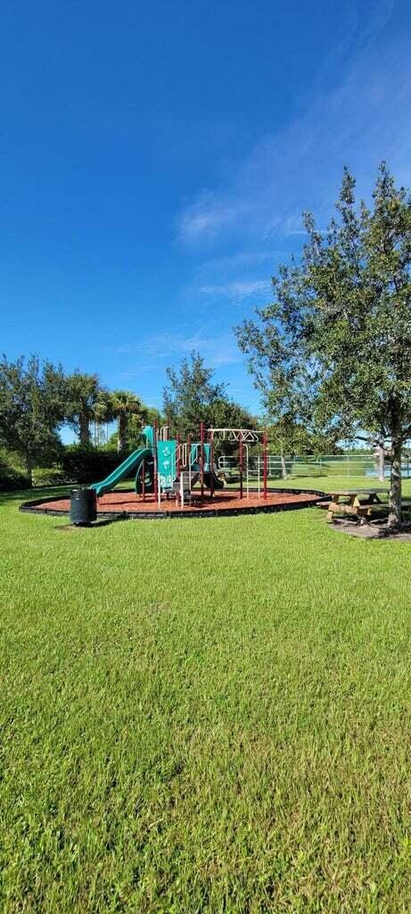 PINE TRACE THIRD REPLAT - Residential Lease