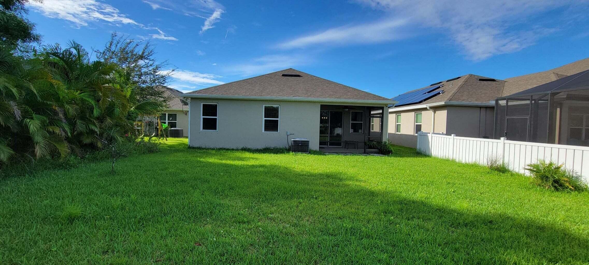 PINE TRACE THIRD REPLAT - Residential Lease